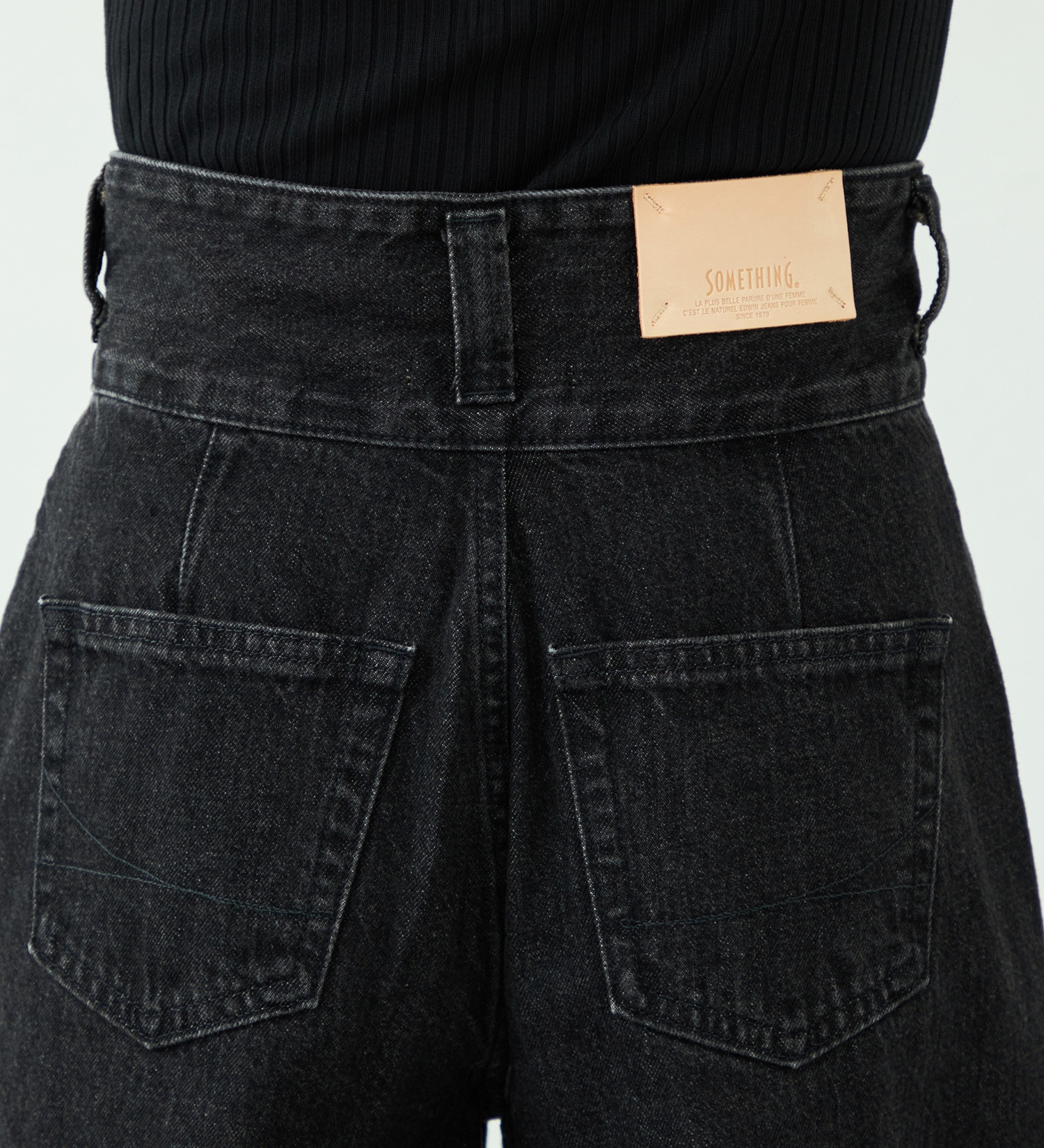 SOMETHING(サムシング)の【予約】atelier SOMETHING TLEB BALLOON DENIM PANTS/カーブデニムパンツ|パンツ/デニム/ジーンズパンツ/レディース|ブラックデニム