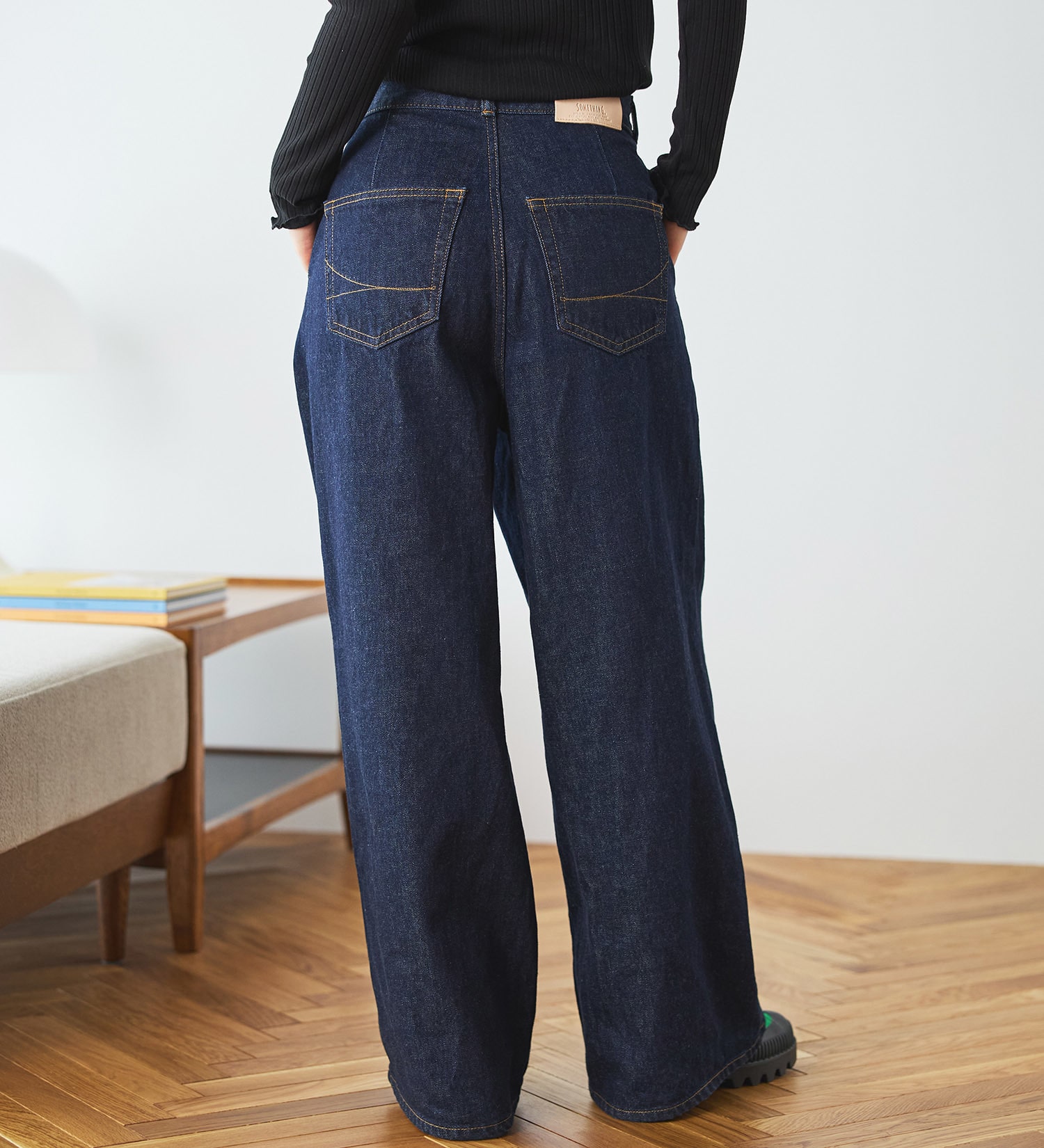 SOMETHING(サムシング)の【予約】atelier SOMETHING WRAP WIDE PANTS/アトリエサムシングラップワイドパンツ|パンツ/デニム/ジーンズパンツ/レディース|インディゴブルー