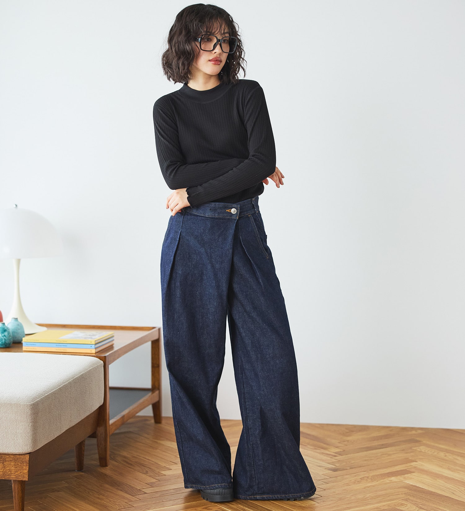 SOMETHING(サムシング)の【予約】atelier SOMETHING WRAP WIDE PANTS/アトリエサムシングラップワイドパンツ|パンツ/デニム/ジーンズパンツ/レディース|インディゴブルー