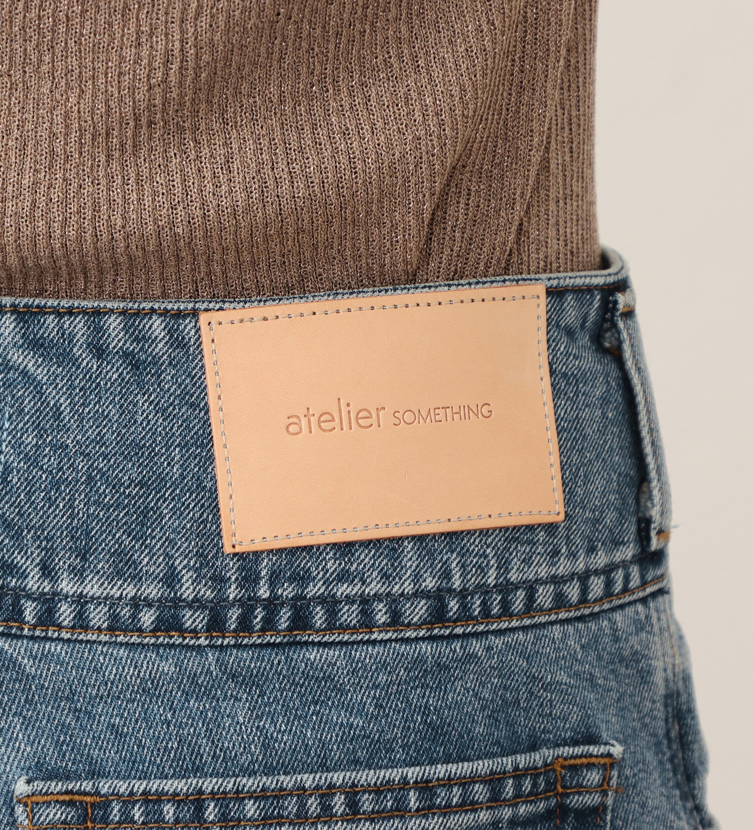 SOMETHING(サムシング)の【予約】atelier SOMETHING CORSET FLARE/コルセットフレアデニム|パンツ/デニム/ジーンズパンツ/レディース|淡色ブルー