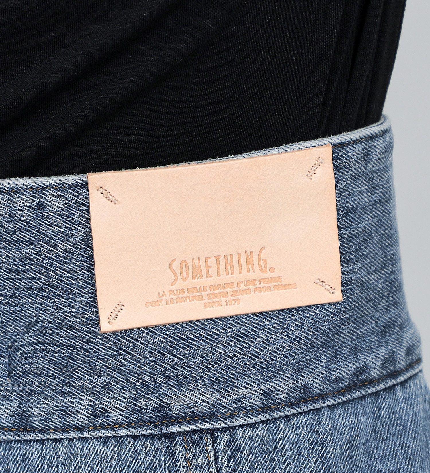 SOMETHING(サムシング)の【GISELe 4月号掲載】atelier SOMETHING TLEB  DENIM SKIRT/デニムスカート|スカート/デニムスカート/レディース|淡色ブルー