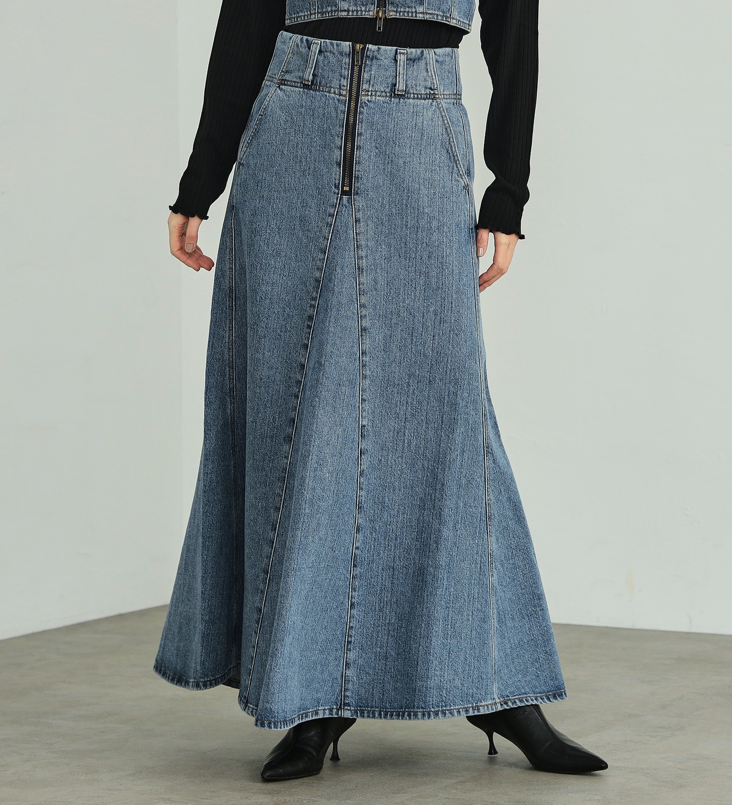 SOMETHING(サムシング)のatelier SOMETHING MERMAID DENIM SKIRT/マーメイドデニムスカート|スカート/デニムスカート/レディース|淡色ブルー