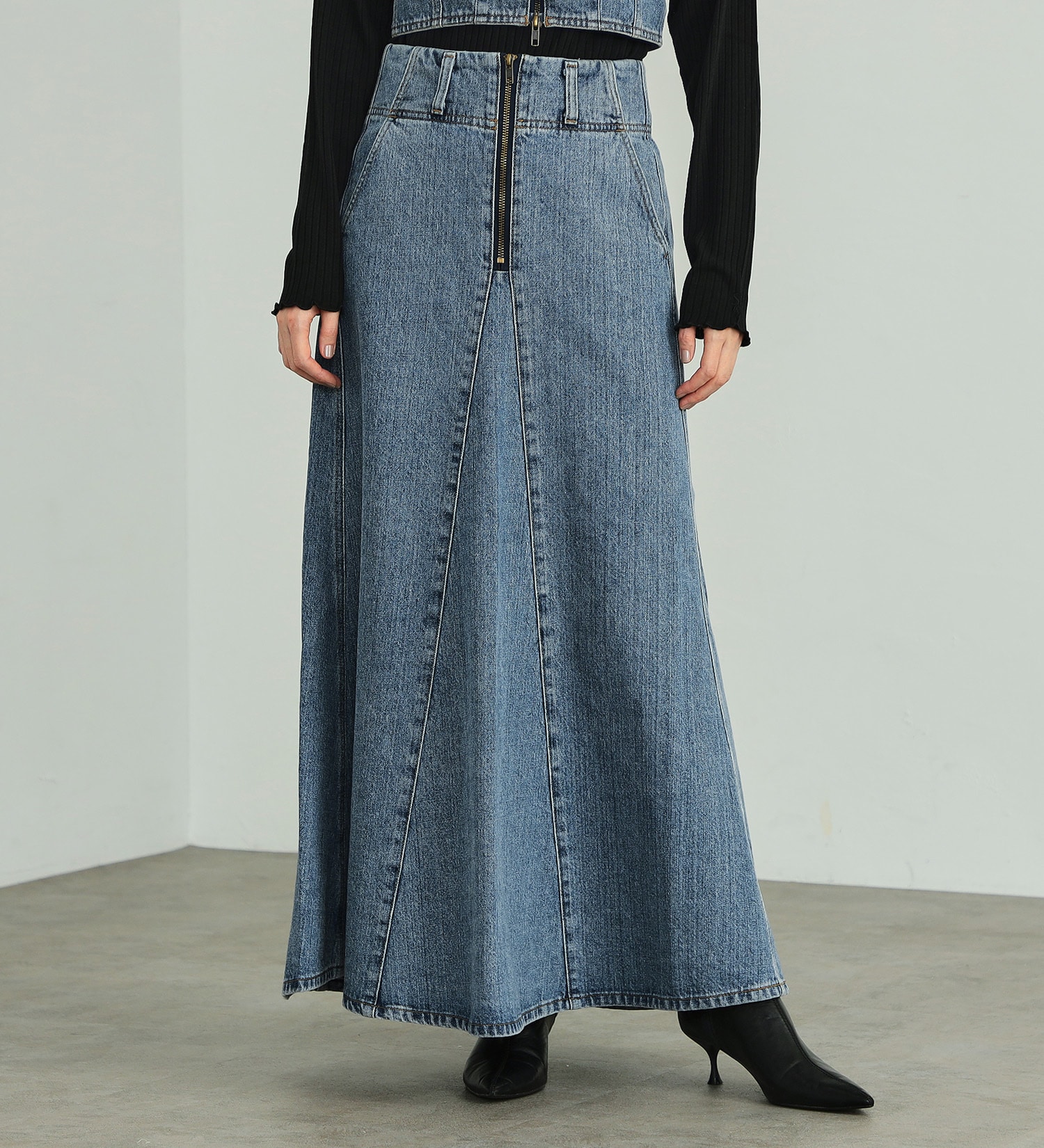 SOMETHING(サムシング)のatelier SOMETHING MERMAID DENIM SKIRT/マーメイドデニムスカート|スカート/デニムスカート/レディース|淡色ブルー