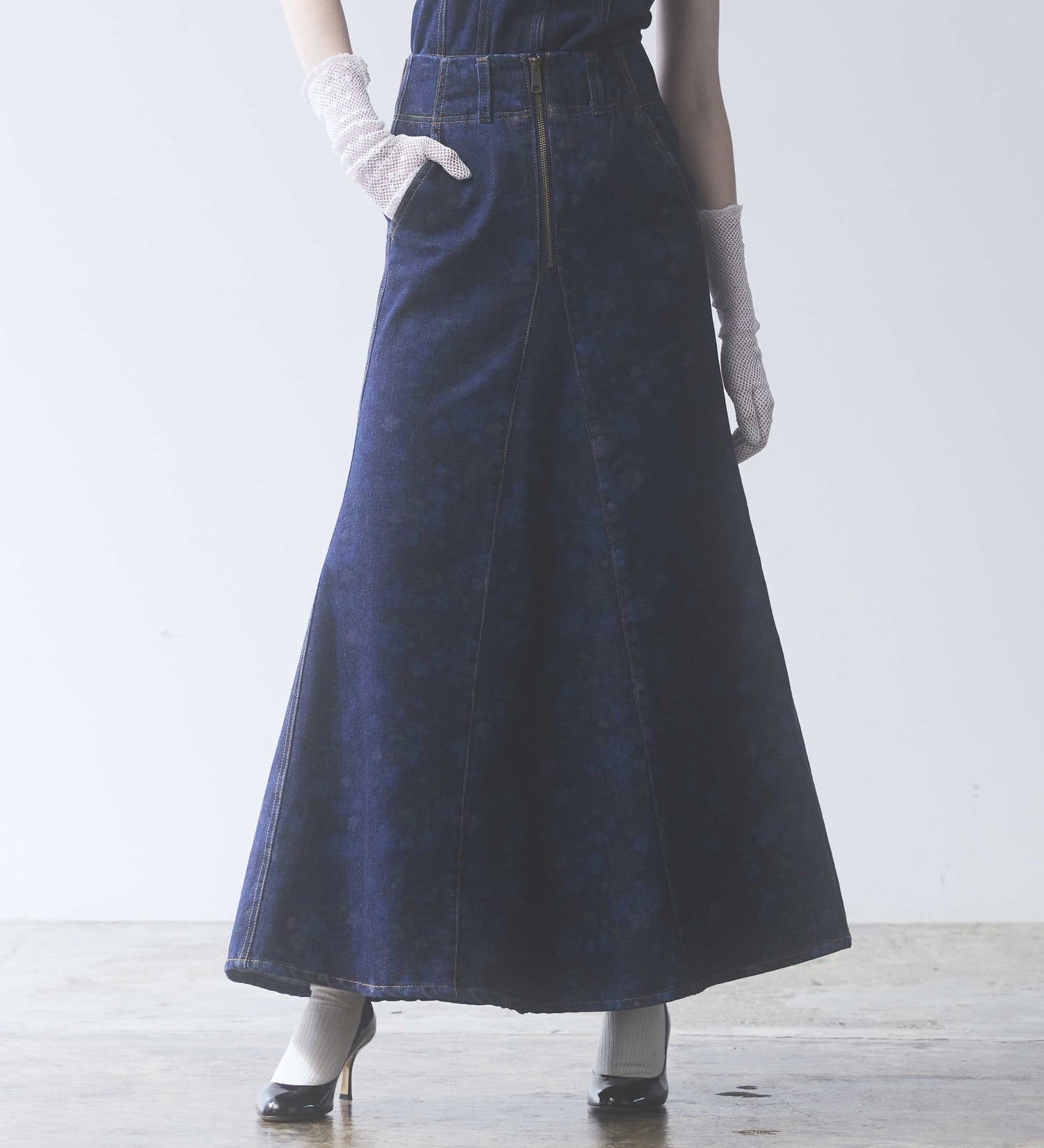 SOMETHING(サムシング)の【予約】atelier SOMETHING MERMAID SKIRT/マーメイドスカート【FLOWER】|スカート/デニムスカート/レディース|濃色ブルー