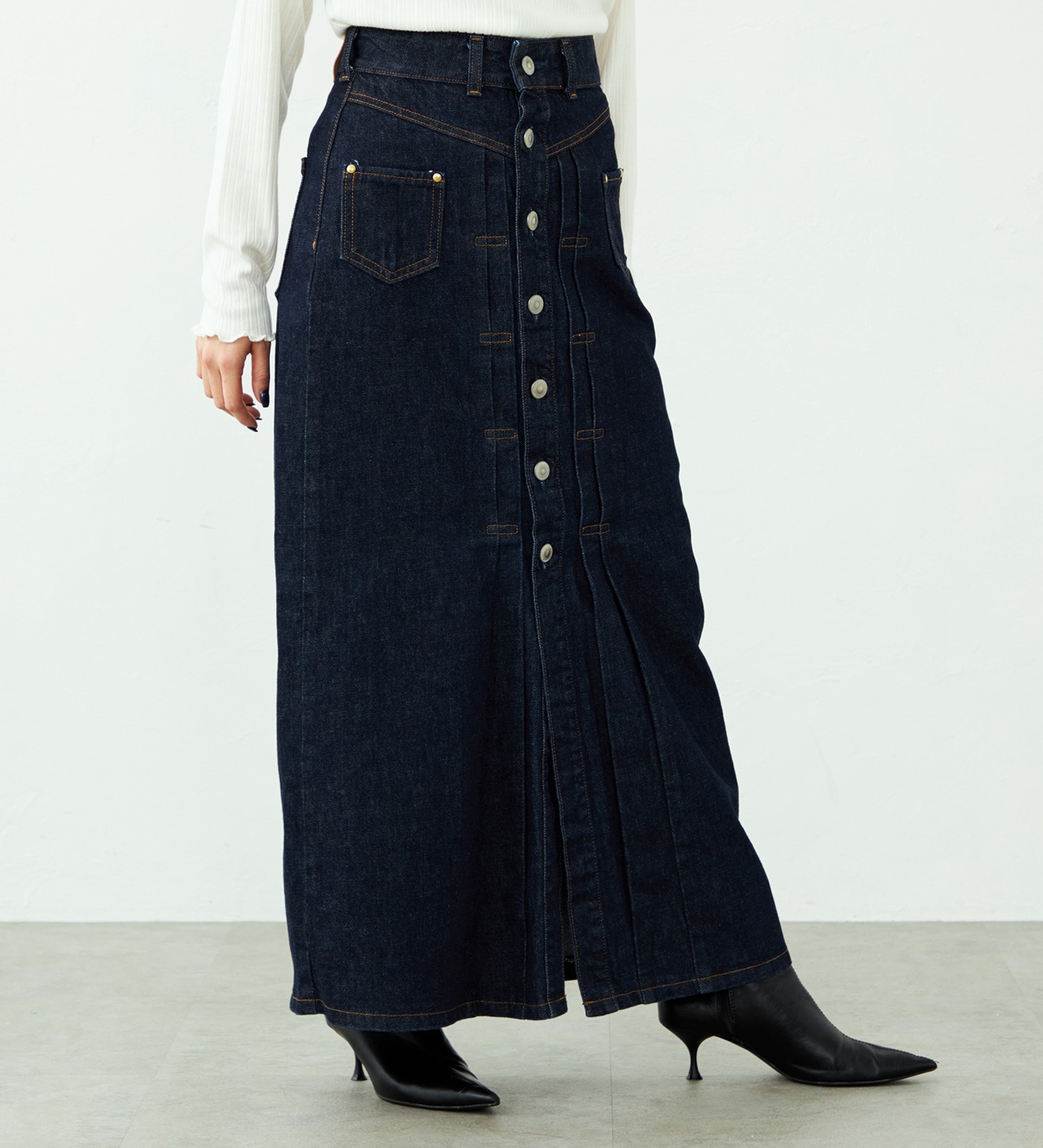 SOMETHING(サムシング)の【予約】atelier SOMETHING JACKET DETAIL SKIRT/アトリエサムシングロングデニムスカート|スカート/デニムスカート/レディース|インディゴブルー
