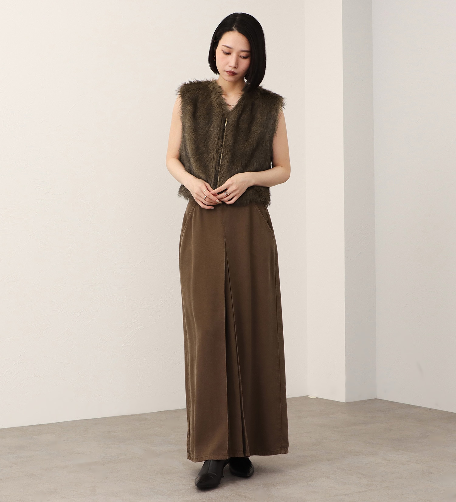 SOMETHING(サムシング)の【予約】atelier SOMETHING drape FRONT PLEATS SKIRT/ドレープフロントプリーツデニムスカート|スカート/スカート/レディース|ブラウン
