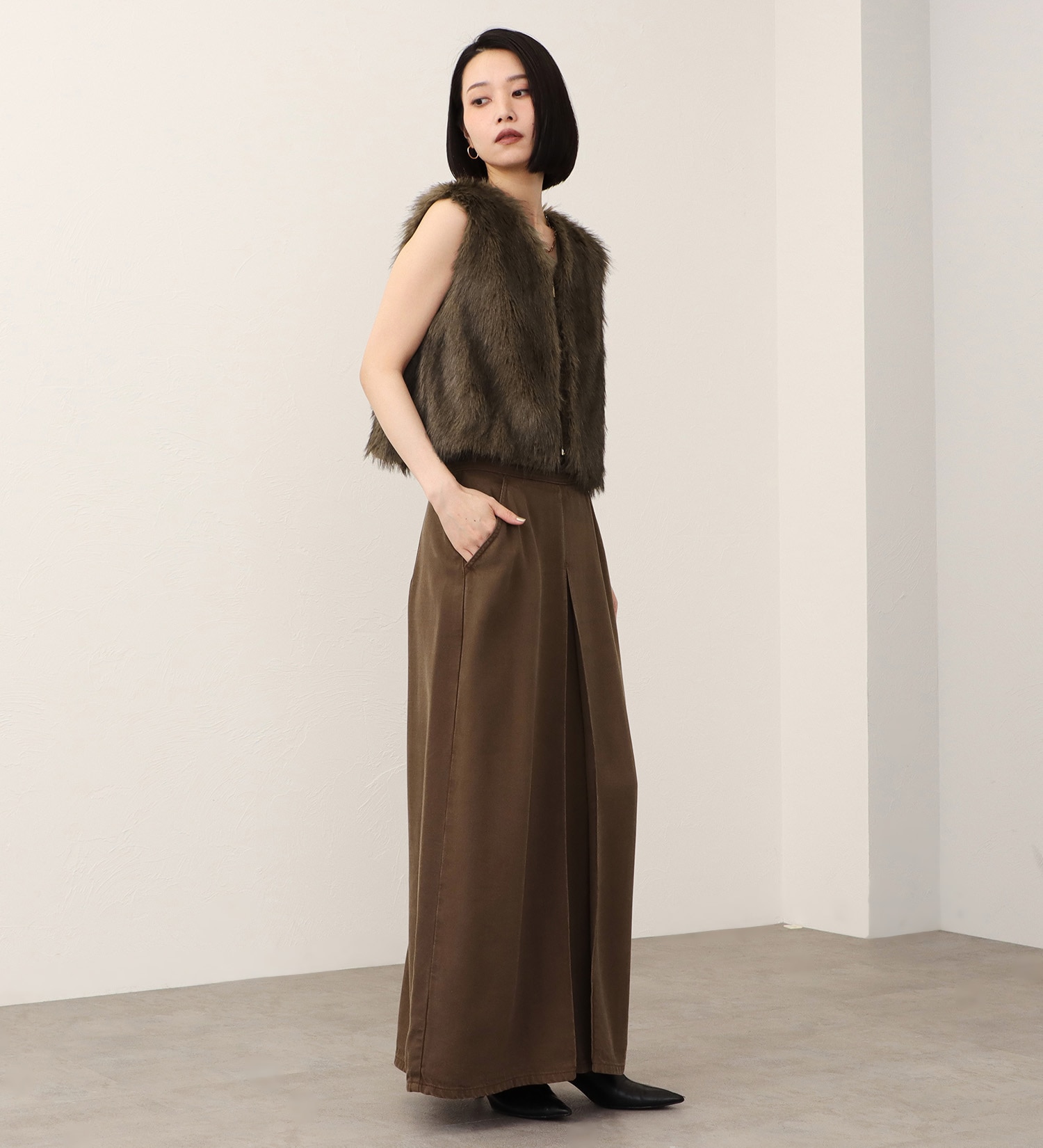 SOMETHING(サムシング)の【予約】atelier SOMETHING drape FRONT PLEATS SKIRT/ドレープフロントプリーツデニムスカート|スカート/スカート/レディース|ブラウン