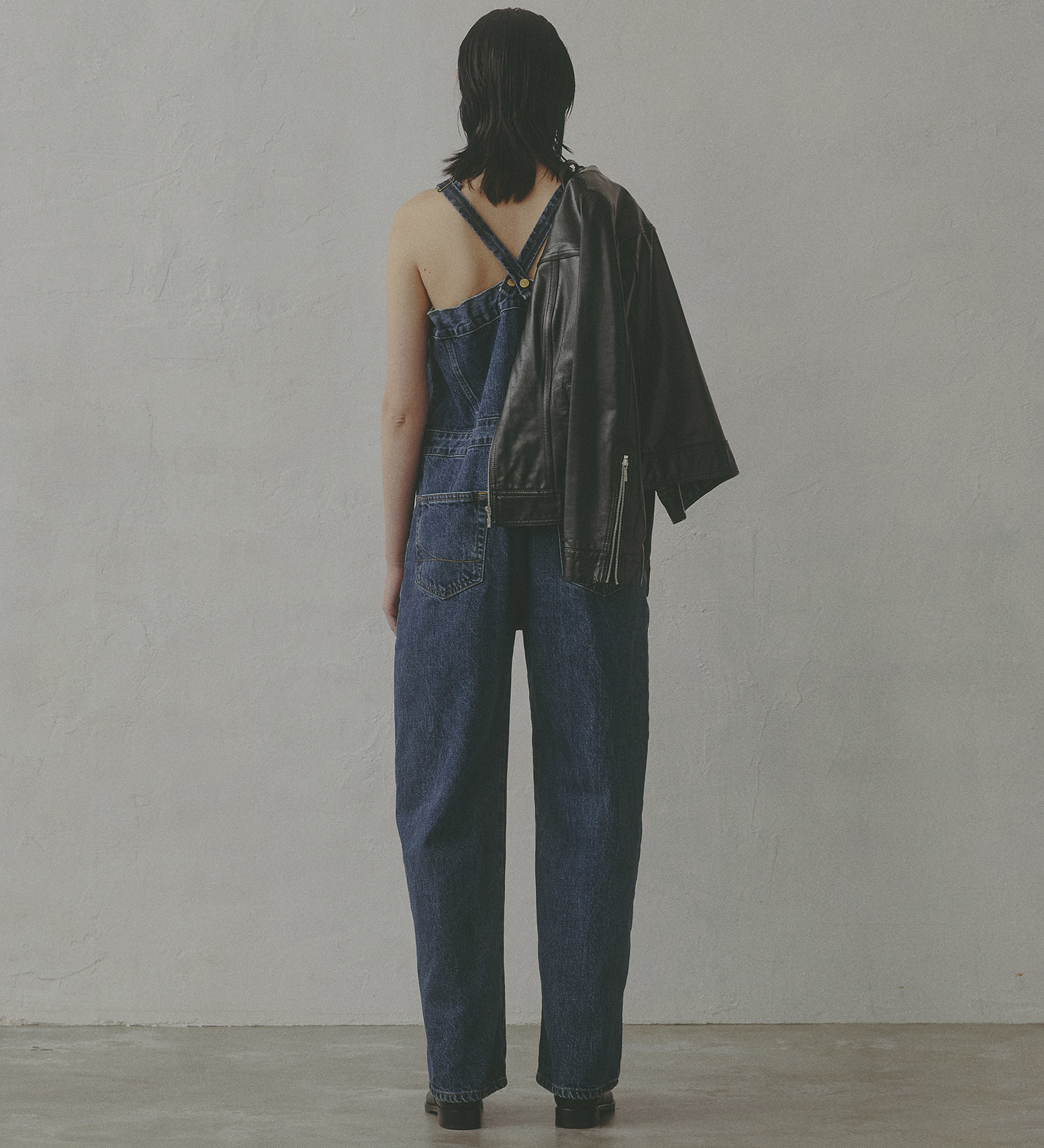 SOMETHING(サムシング)の【予約】atelier SOMETHING  BUTTON UP SALOPETTE/アトリエサムシング2WAYデニムサロペット|オールインワン/サロペット/オーバーオール/レディース|中色ブルー