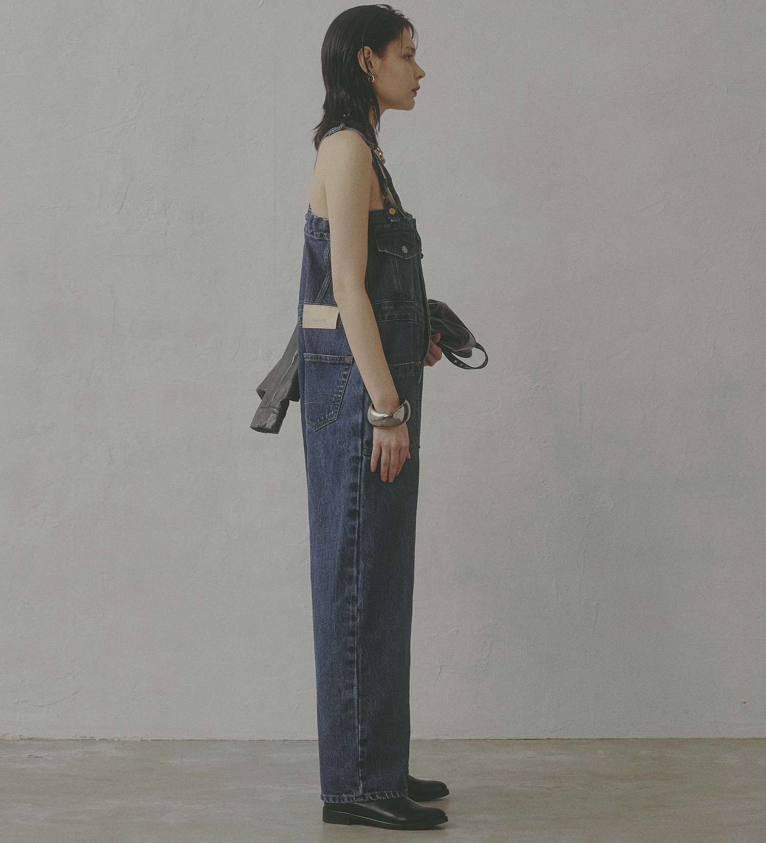 SOMETHING(サムシング)の【予約】atelier SOMETHING  BUTTON UP SALOPETTE/アトリエサムシング2WAYデニムサロペット|オールインワン/サロペット/オーバーオール/レディース|中色ブルー