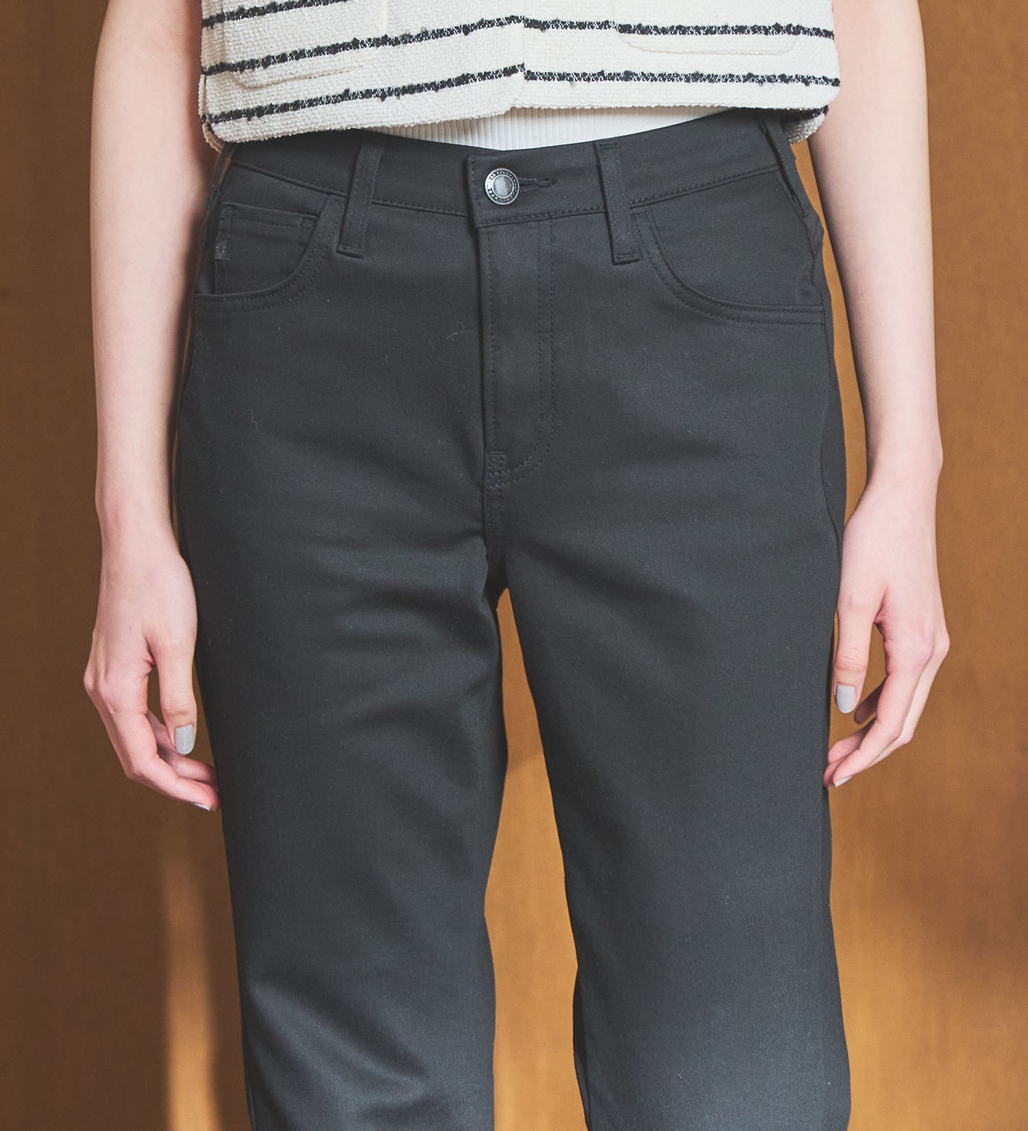 SOMETHING(サムシング)の【百貨店・直営店限定】SOMETHING printemps 股上深め ストレートデニムパンツ|パンツ/デニム/ジーンズパンツ/レディース|ブラック