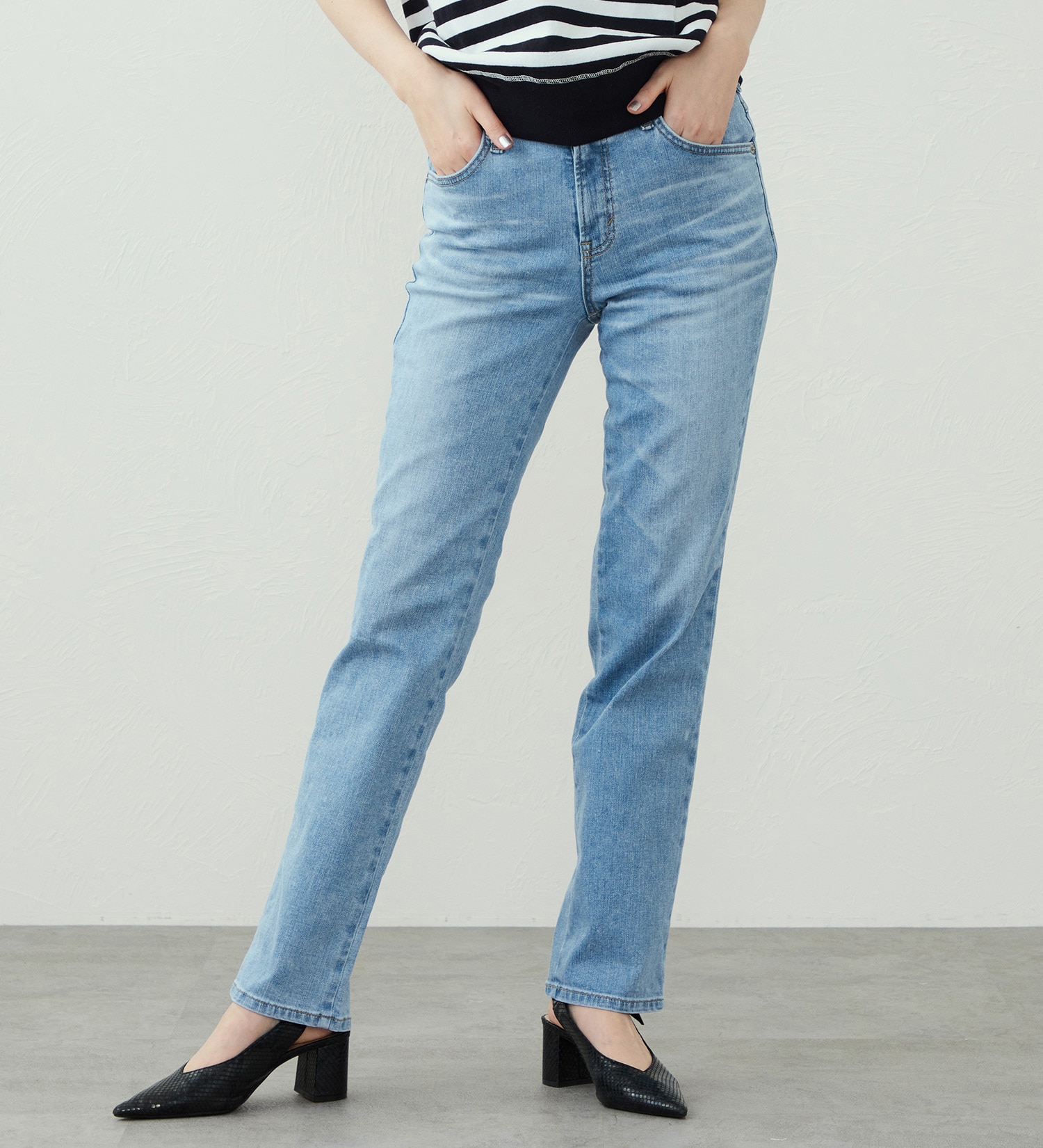 SOMETHING(サムシング)の【百貨店・直営店限定】SOMETHING printemps 股上深め ストレートデニムパンツ|パンツ/デニム/ジーンズパンツ/レディース|ブルー