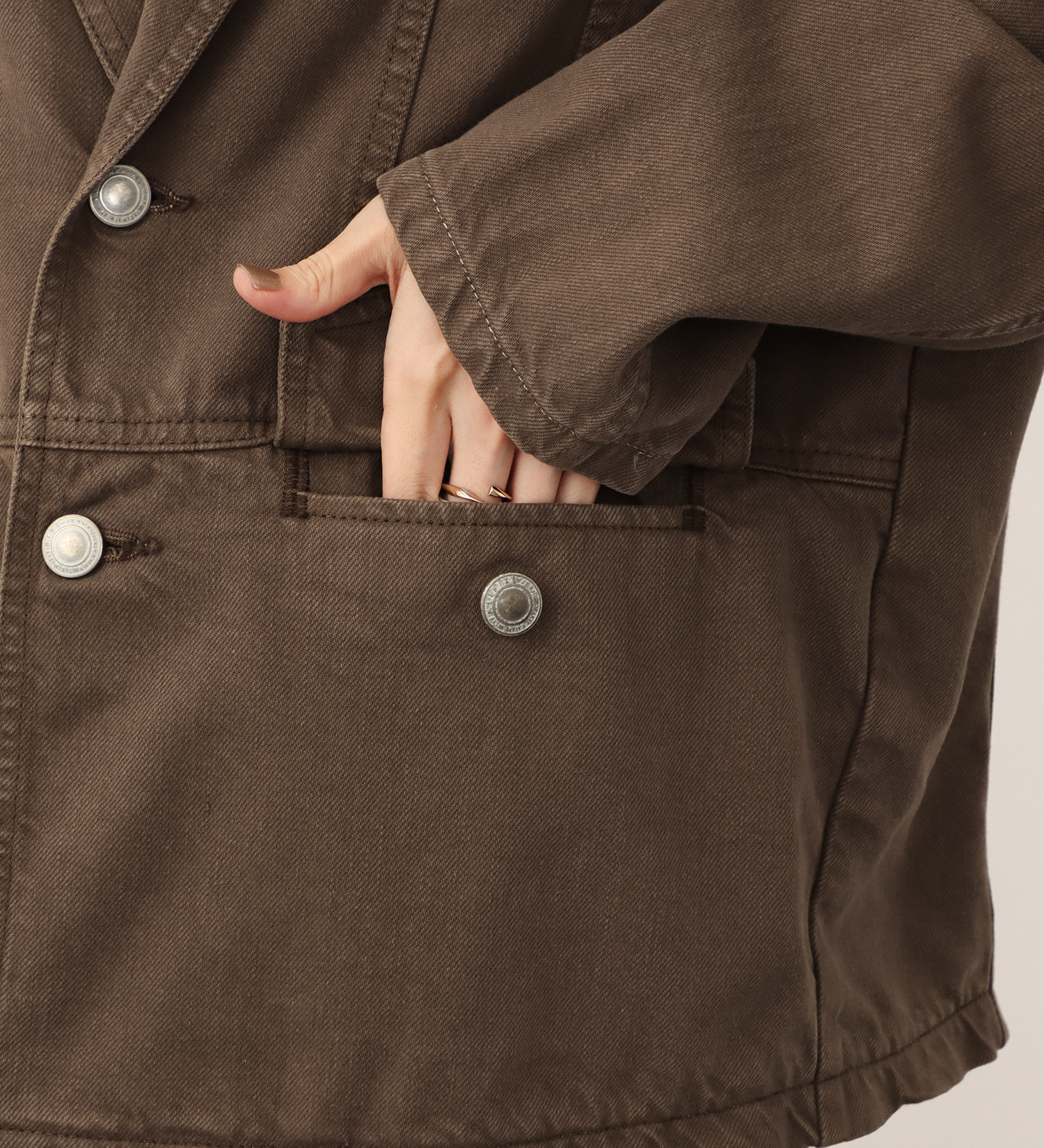 SOMETHING(サムシング)の【予約】atelier SOMETHING drape TAYLORED JACKET/ドレープテーラードデニムジャケット|ジャケット/アウター/テーラードジャケット/レディース|ブラウン