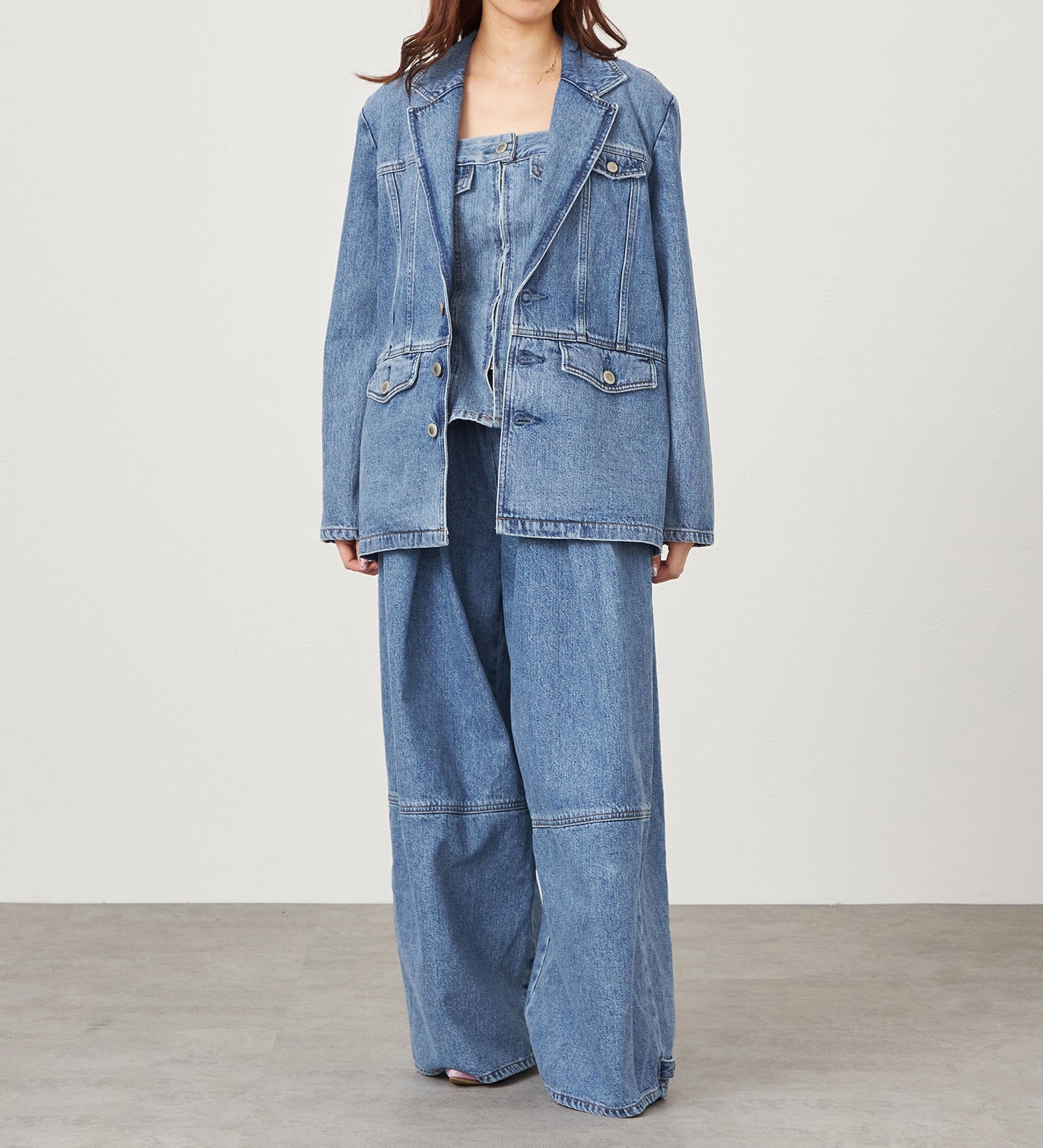 SOMETHING(サムシング)の【GISELe 10月号掲載】atelier SOMETHING DENIM BLAZER/アトリエサムシングデニムブレザー|ジャケット/アウター/テーラードジャケット/レディース|淡色ブルー