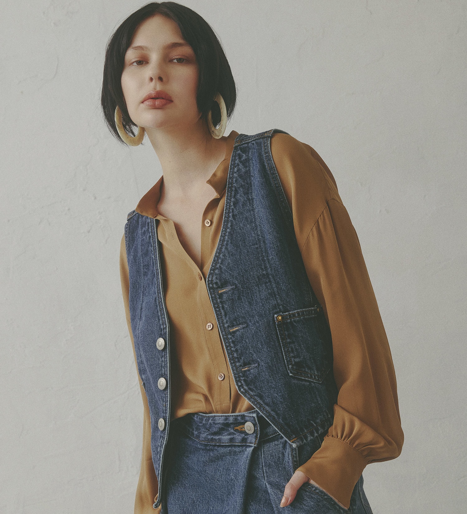 SOMETHING(サムシング)の【予約】atelier SOMETHING 3PIECE VEST/アトリエサムシング3ピースベスト|トップス/その他トップス/レディース|中色ブルー
