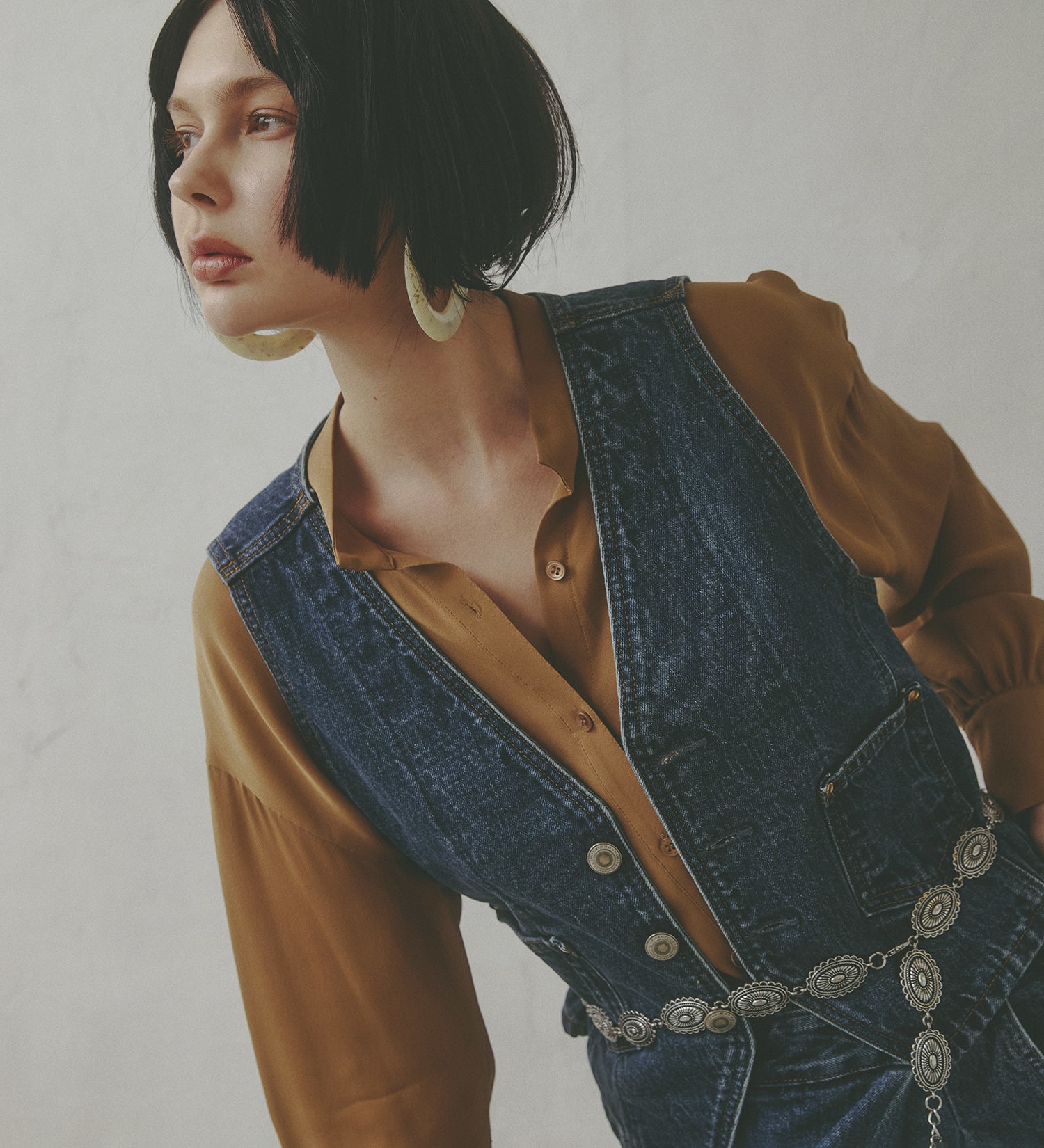 SOMETHING(サムシング)の【予約】atelier SOMETHING 3PIECE VEST/アトリエサムシング3ピースベスト|トップス/その他トップス/レディース|中色ブルー