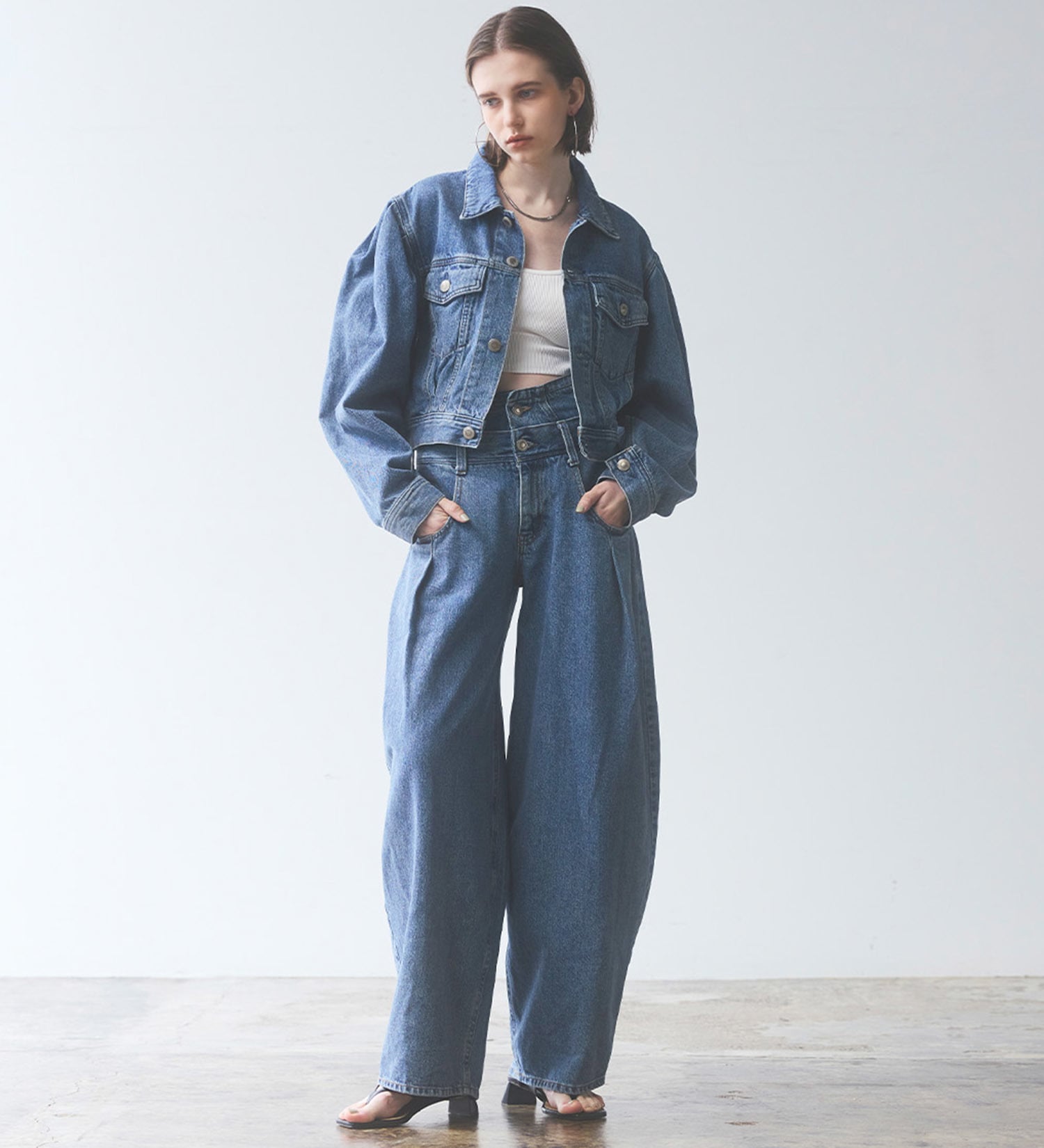 SOMETHING(サムシング)のatelier SOMETHING POWER SHOULDER DENIM JACKET/パワーショルダーデニムジャケット|ジャケット/アウター/デニムジャケット/レディース|ライトブルー