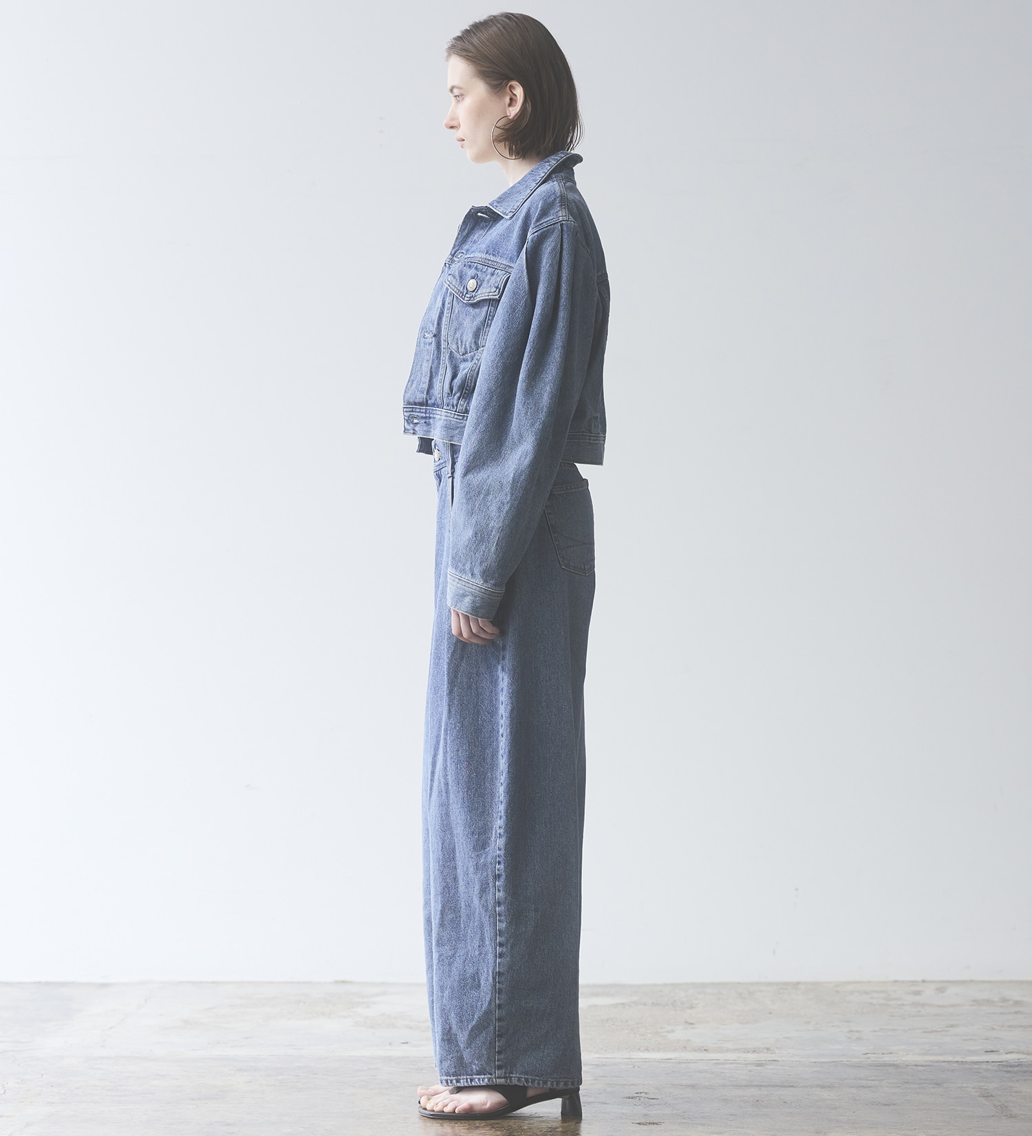 SOMETHING(サムシング)のatelier SOMETHING POWER SHOULDER DENIM JACKET/パワーショルダーデニムジャケット|ジャケット/アウター/デニムジャケット/レディース|ライトブルー