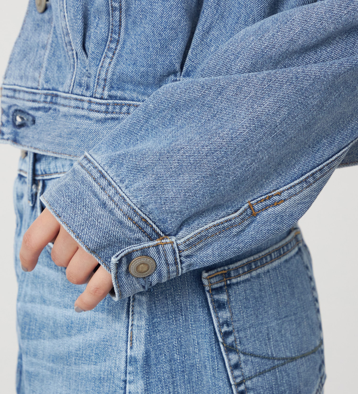 SOMETHING(サムシング)のatelier SOMETHING POWER SHOULDER DENIM JACKET/パワーショルダーデニムジャケット|ジャケット/アウター/デニムジャケット/レディース|ライトブルー