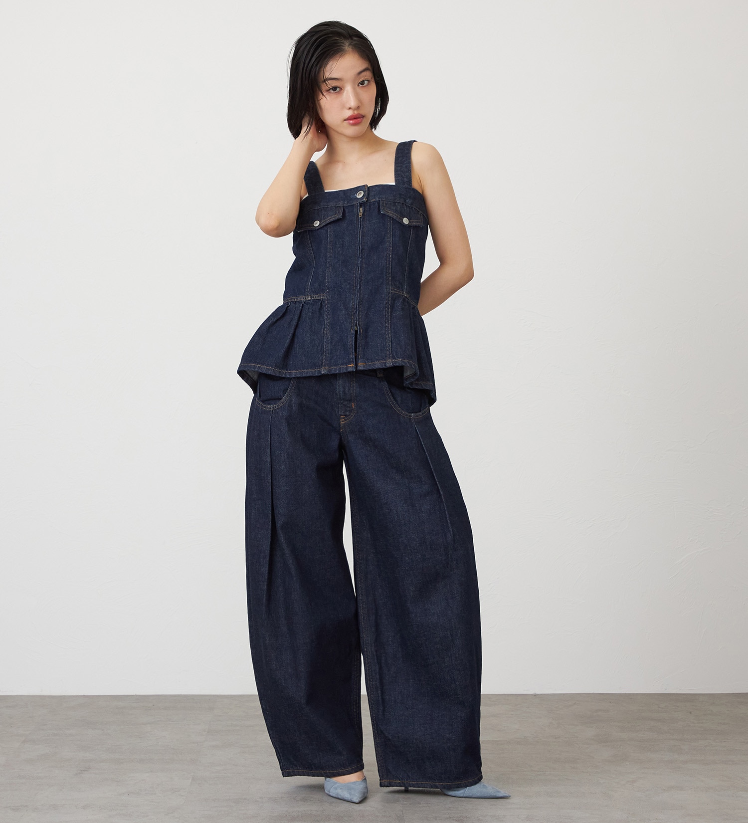 SOMETHING(サムシング)のatelier SOMETHING　WAIST GATHER BUSTIER/ウエストギャザービスチェ|トップス/キャミソール/レディース|インディゴブルー