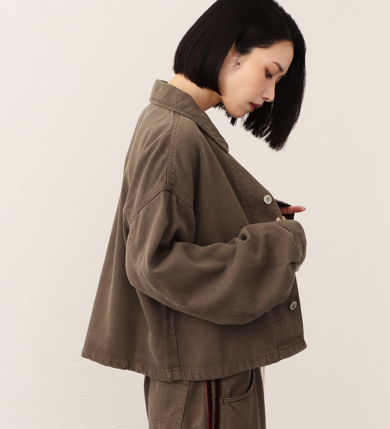 SOMETHING(サムシング)の【予約】atelier SOMETHING drape SHACKET/ドレープシャツジャケット|ジャケット/アウター/テーラードジャケット/レディース|ブラウン