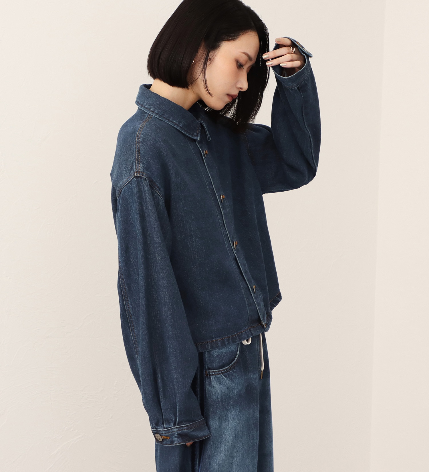 SOMETHING(サムシング)の【予約】atelier SOMETHING drape SHACKET/ドレープシャツジャケット|ジャケット/アウター/テーラードジャケット/レディース|中色ブルー