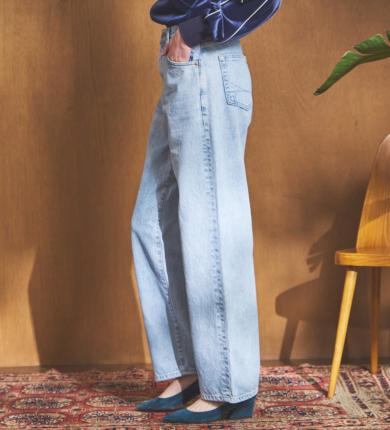 SOMETHING(サムシング)のSOMETHING ELSA ヴィンテージルーズストレートデニムパンツ|パンツ/デニム/ジーンズパンツ/レディース|淡色ブルー2