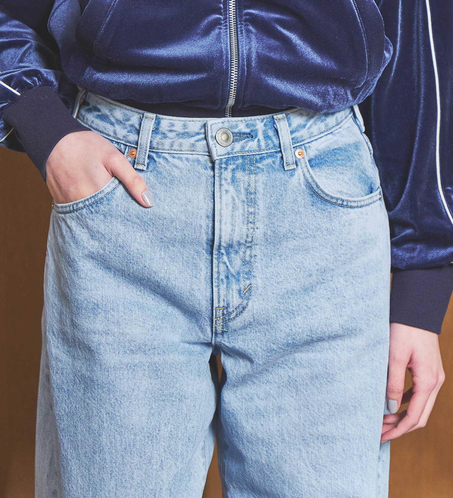 SOMETHING(サムシング)のSOMETHING ELSA ヴィンテージルーズストレートデニムパンツ|パンツ/デニム/ジーンズパンツ/レディース|淡色ブルー2