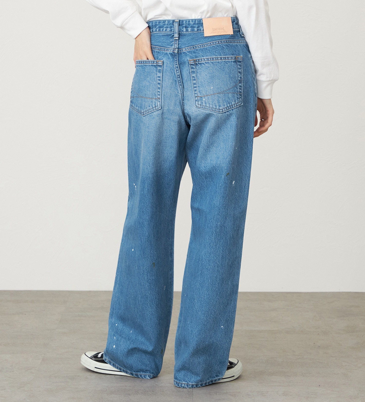 SOMETHING(サムシング)のSOMETHING ELSA ヴィンテージルーズストレートデニムパンツ|パンツ/デニム/ジーンズパンツ/レディース|淡色ブルー