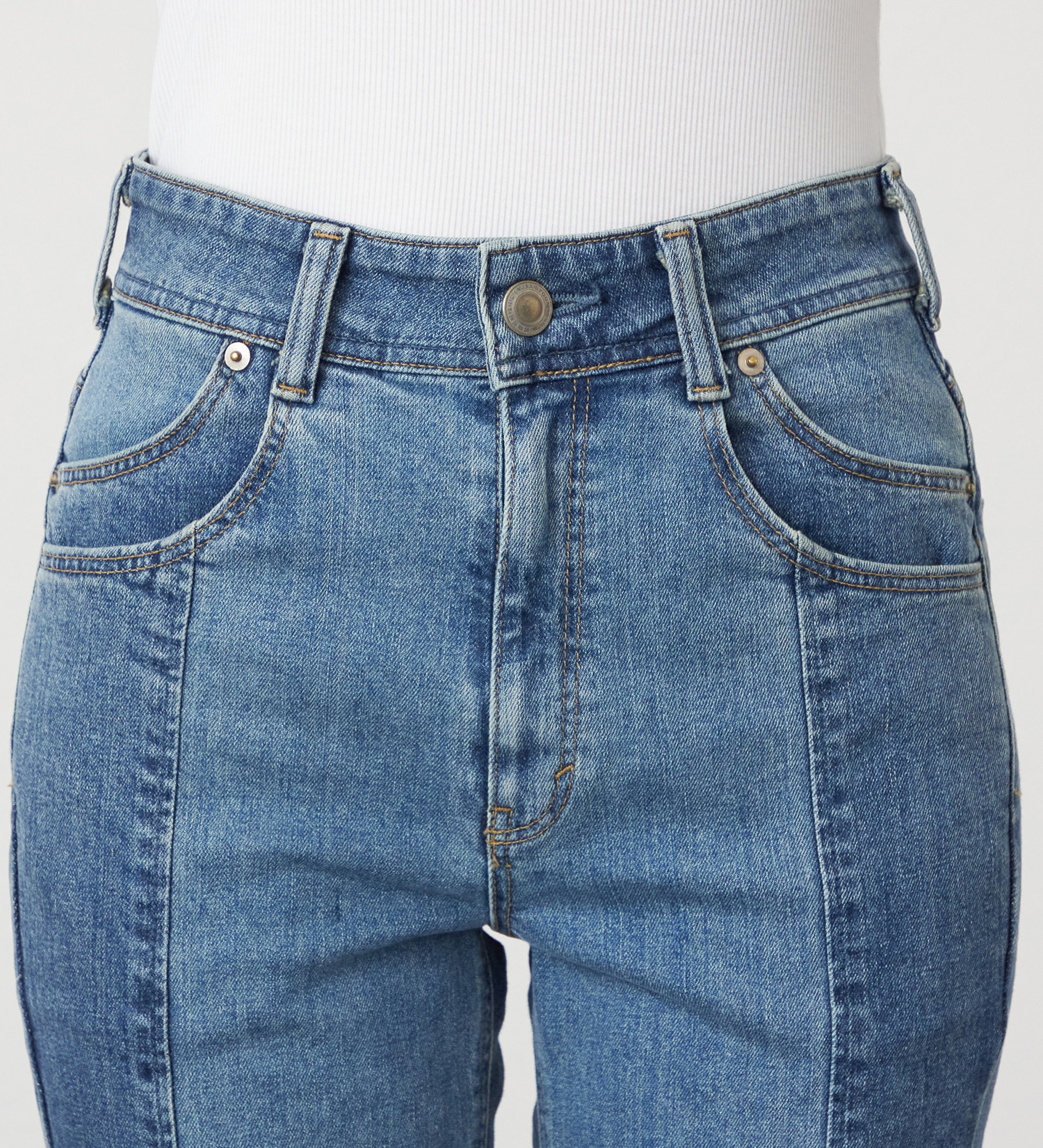 SOMETHING(サムシング)のSOMETHING LISA HIRISE BI-COLOR FLARE/ハイライズバイカラーフレアデニムパンツ|パンツ/デニム/ジーンズパンツ/レディース|淡色ブルー