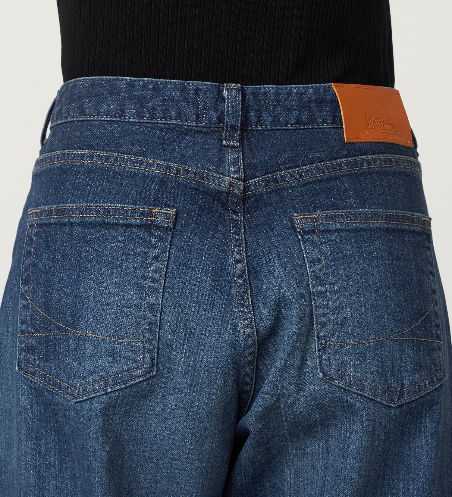 SOMETHING(サムシング)のSOMETHING ELSA LOOSE STRAIGHT/ルーズストレートデニムパンツ|パンツ/デニム/ジーンズパンツ/レディース|濃色ブルー