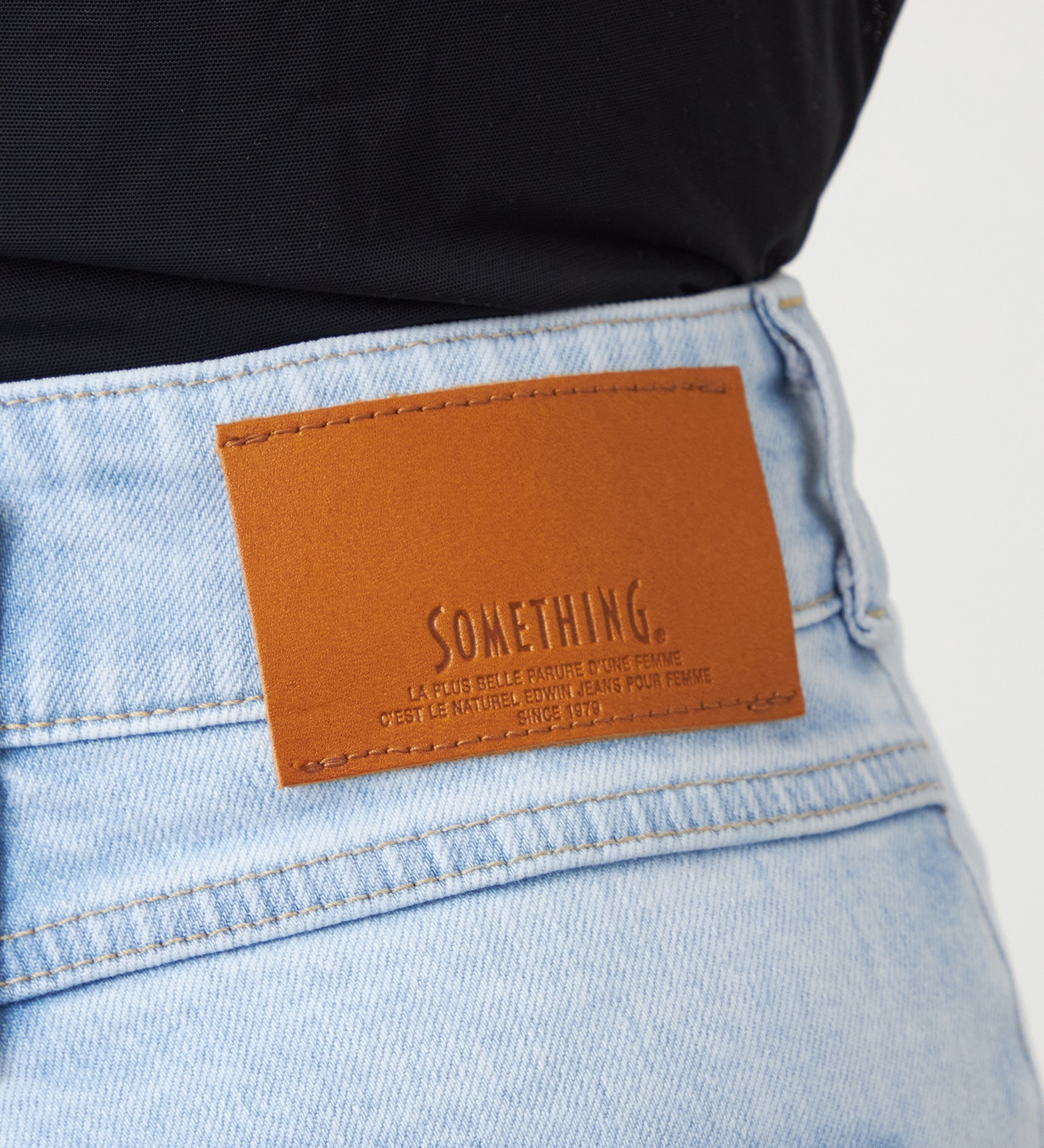 SOMETHING(サムシング)の【試着対象】SOMETHING LISAレースアップワイドデニムパンツ|パンツ/デニム/ジーンズパンツ/レディース|淡色ブルー2