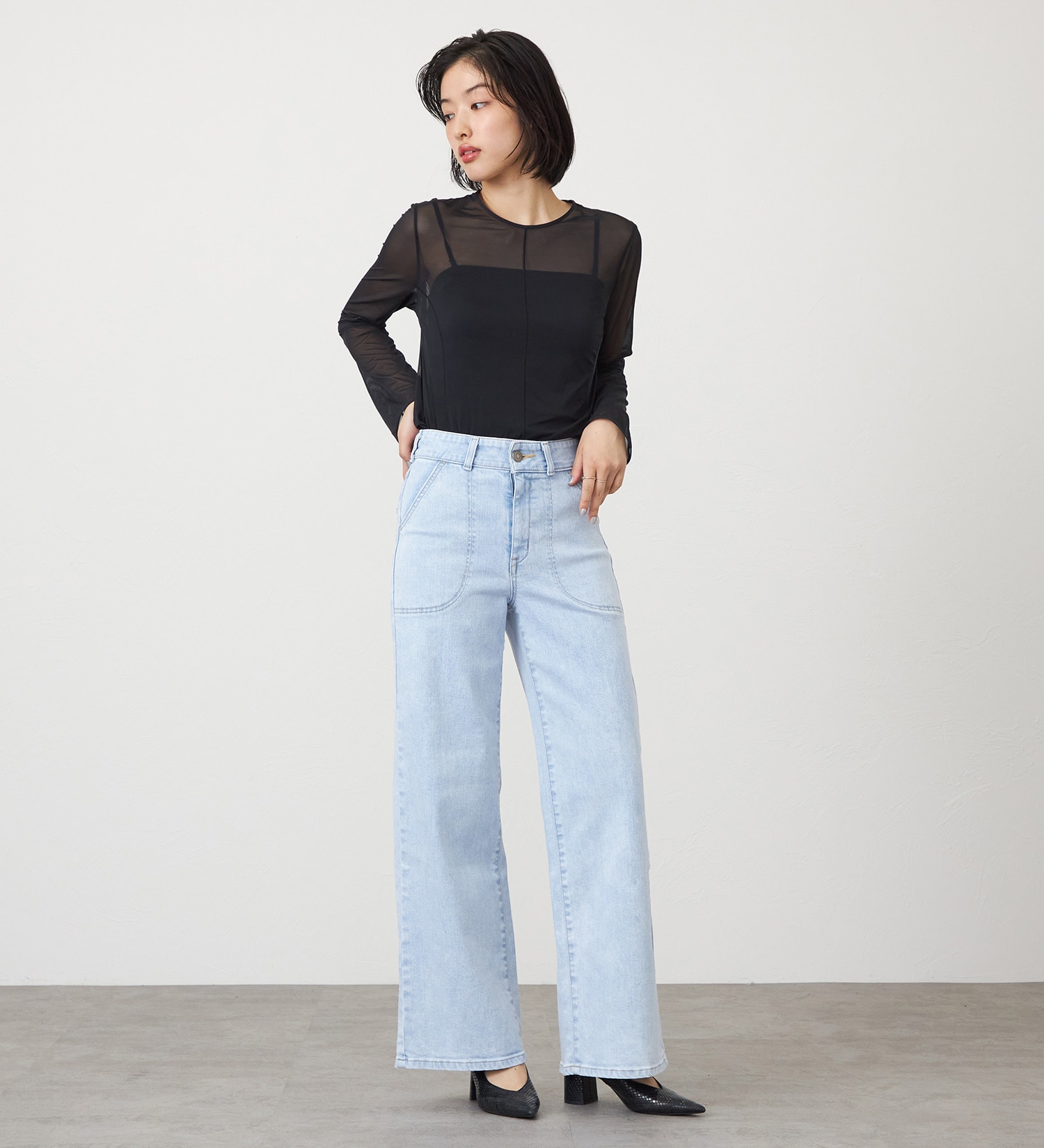 SOMETHING(サムシング)の【試着対象】SOMETHING LISAレースアップワイドデニムパンツ|パンツ/デニム/ジーンズパンツ/レディース|淡色ブルー2