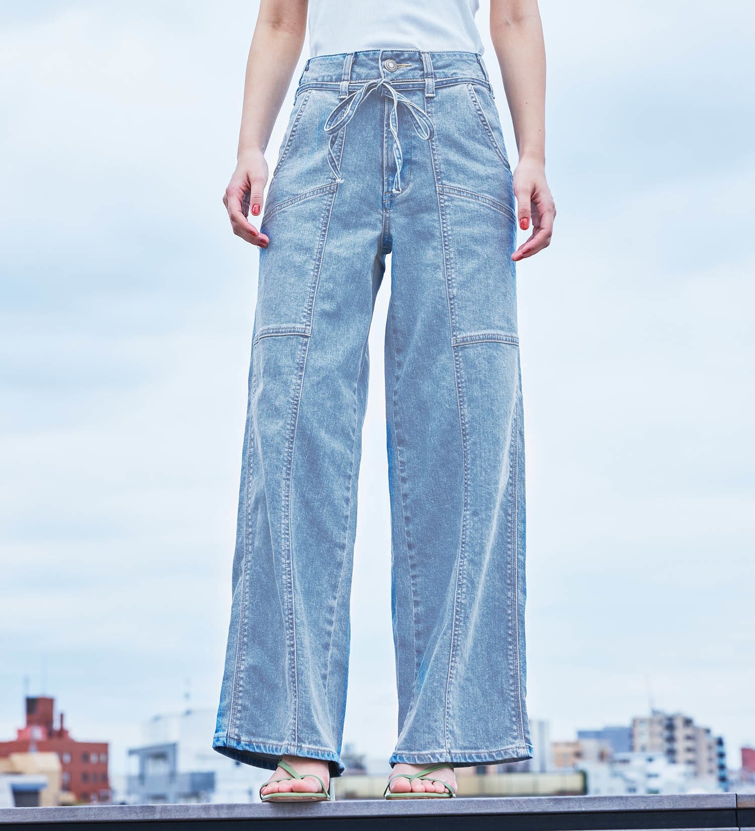 SOMETHING(サムシング)の【試着対象】SOMETHING LISA BELTED WIDE/ワイドデニムパンツ|パンツ/デニム/ジーンズパンツ/レディース|淡色ブルー