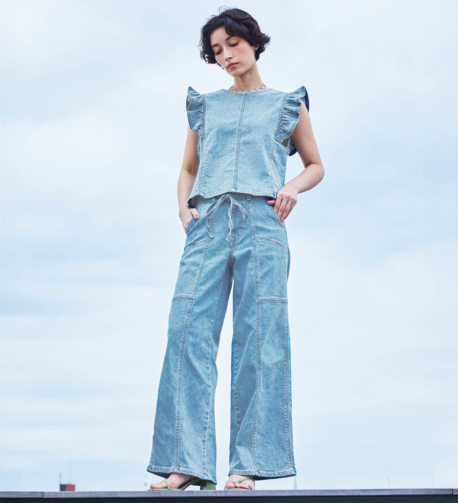 SOMETHING(サムシング)の【試着対象】SOMETHING LISA BELTED WIDE/ワイドデニムパンツ|パンツ/デニム/ジーンズパンツ/レディース|淡色ブルー