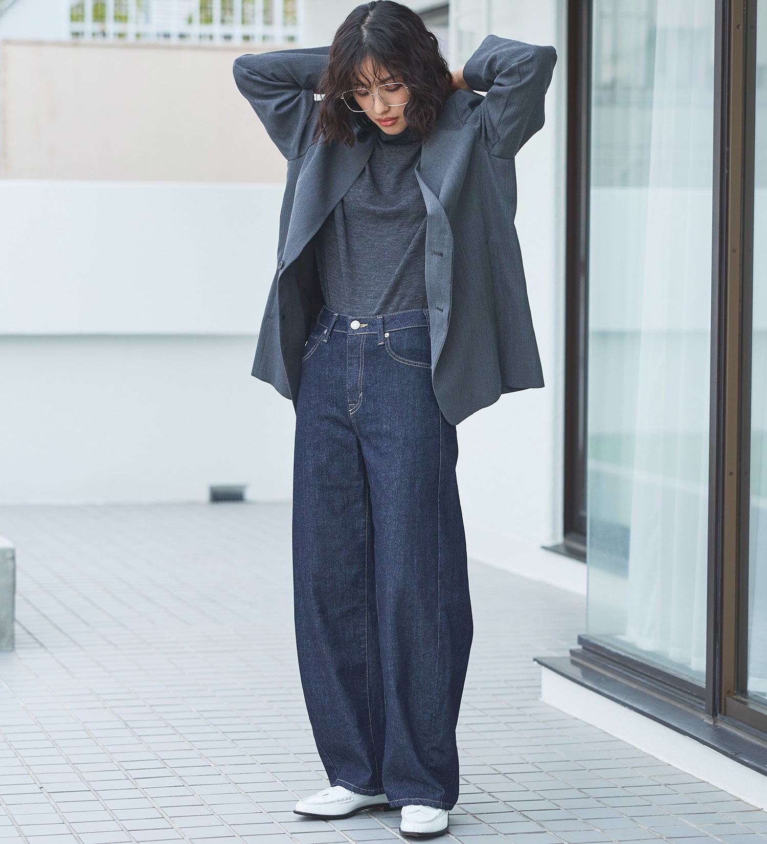 SOMETHING(サムシング)のSOMETHING HANAカーブテーパードデニムパンツ|パンツ/デニム/ジーンズパンツ/レディース|インディゴブルー