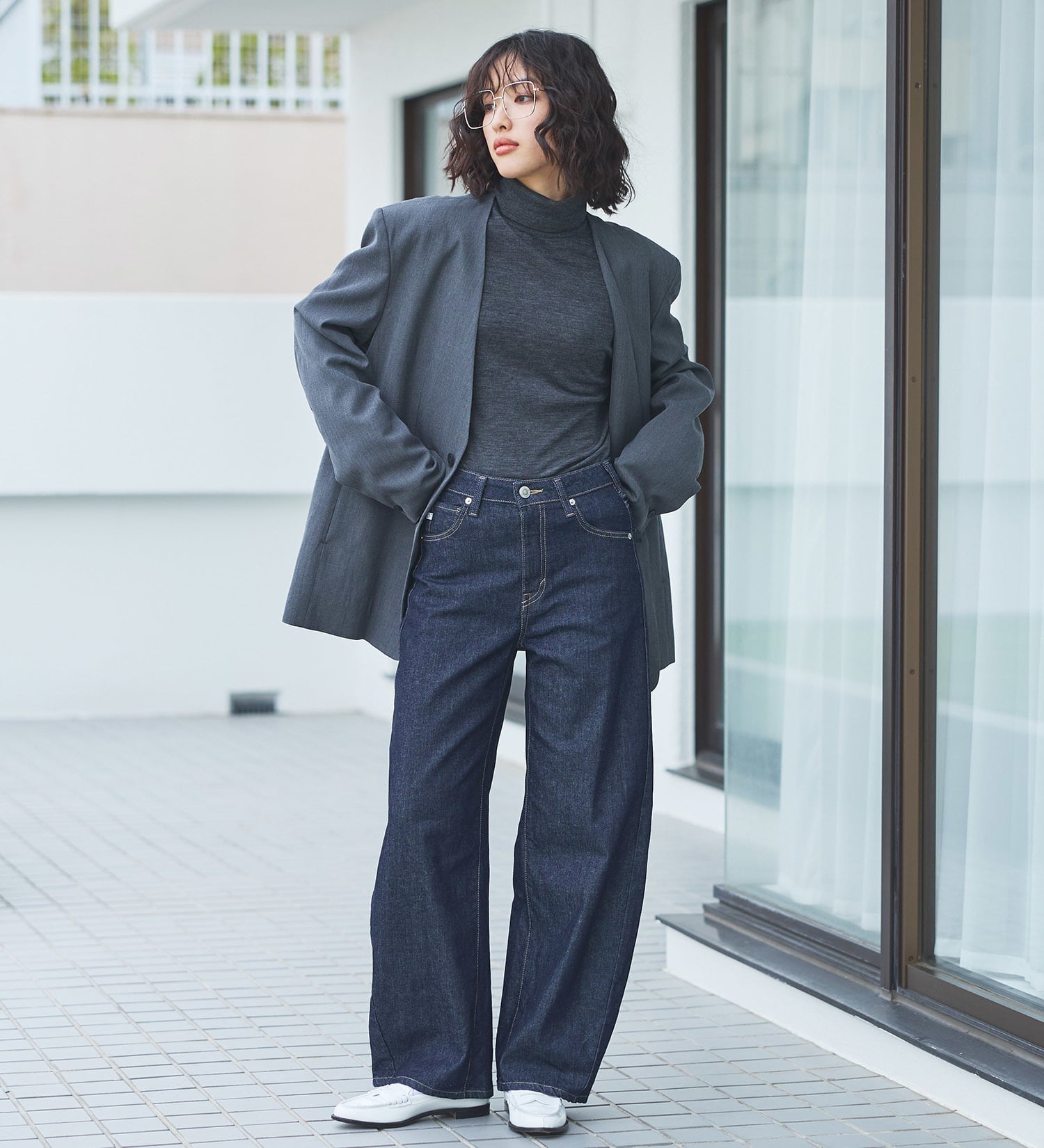 SOMETHING(サムシング)のSOMETHING HANAカーブテーパードデニムパンツ|パンツ/デニム/ジーンズパンツ/レディース|インディゴブルー
