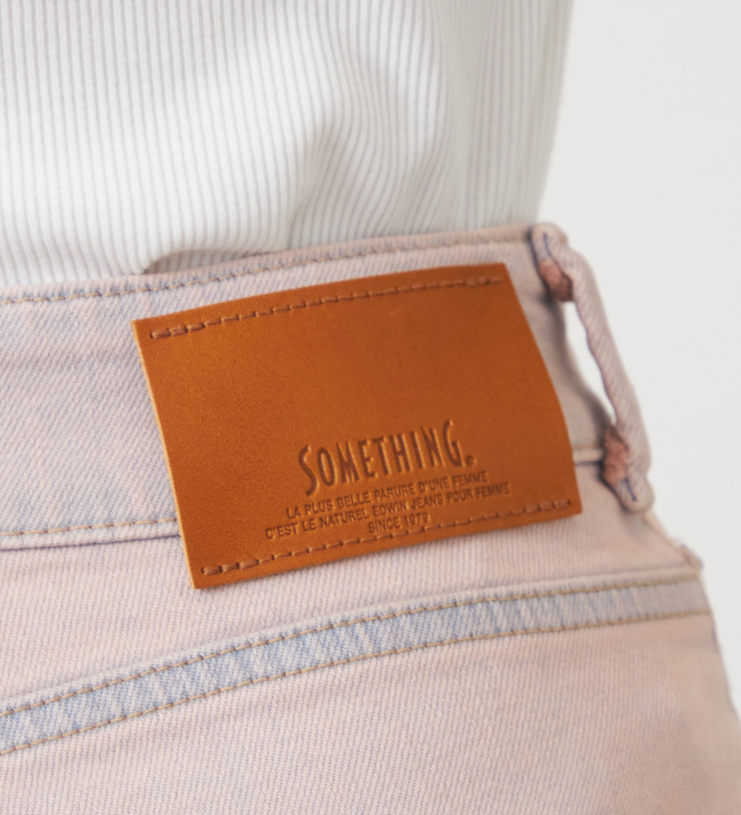 SOMETHING(サムシング)のSOMETHING HANAタックカーブデニムパンツ|パンツ/デニム/ジーンズパンツ/レディース|ピンク