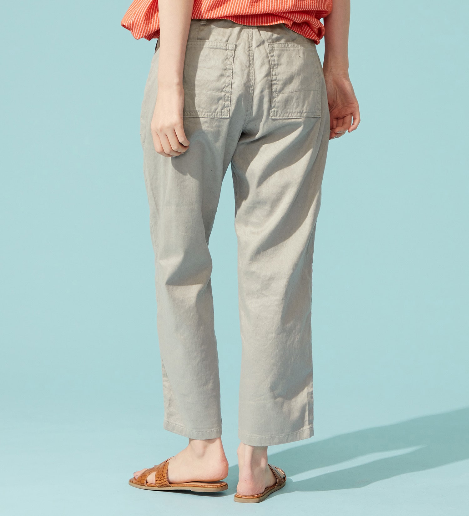 SOMETHING(サムシング)の【試着対象】【百貨店・直営店限定】SOMETHING ete テーパードベイカーデニムパンツ【夏用/COOL/涼/抗菌/防臭/制菌】|パンツ/パンツ/レディース|シルバーグレー