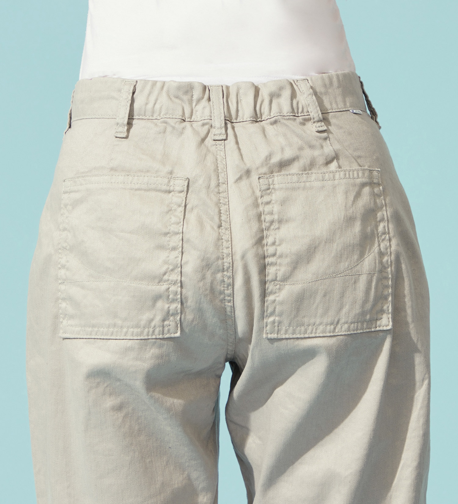 SOMETHING(サムシング)の【試着対象】【百貨店・直営店限定】SOMETHING ete テーパードベイカーデニムパンツ【夏用/COOL/涼/抗菌/防臭/制菌】|パンツ/パンツ/レディース|シルバーグレー