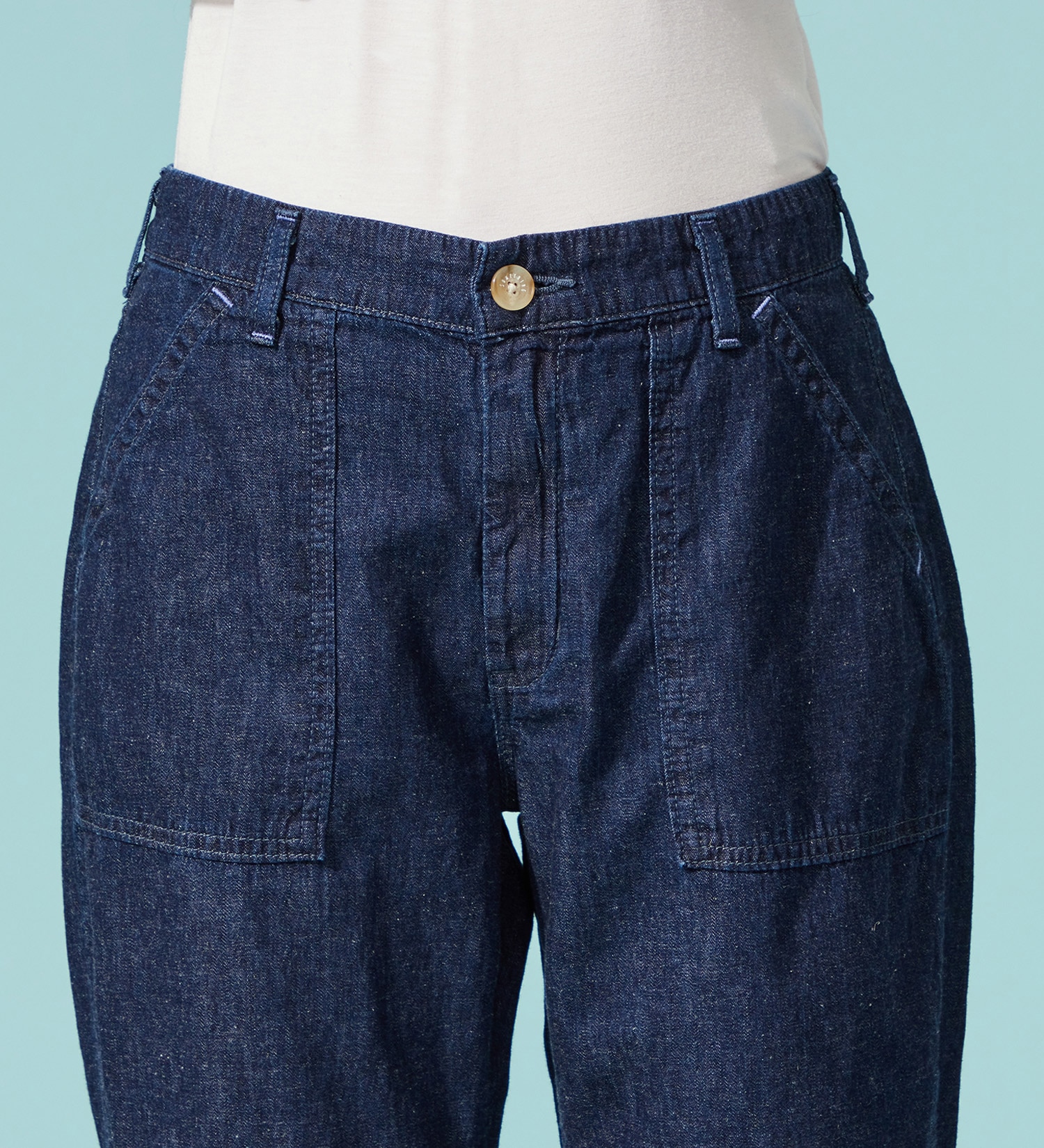 SOMETHING(サムシング)の【試着対象】【百貨店・直営店限定】SOMETHING ete テーパードベイカーデニムパンツ【夏用/COOL/涼/抗菌/防臭/制菌】|パンツ/デニム/ジーンズパンツ/レディース|中色ブルー