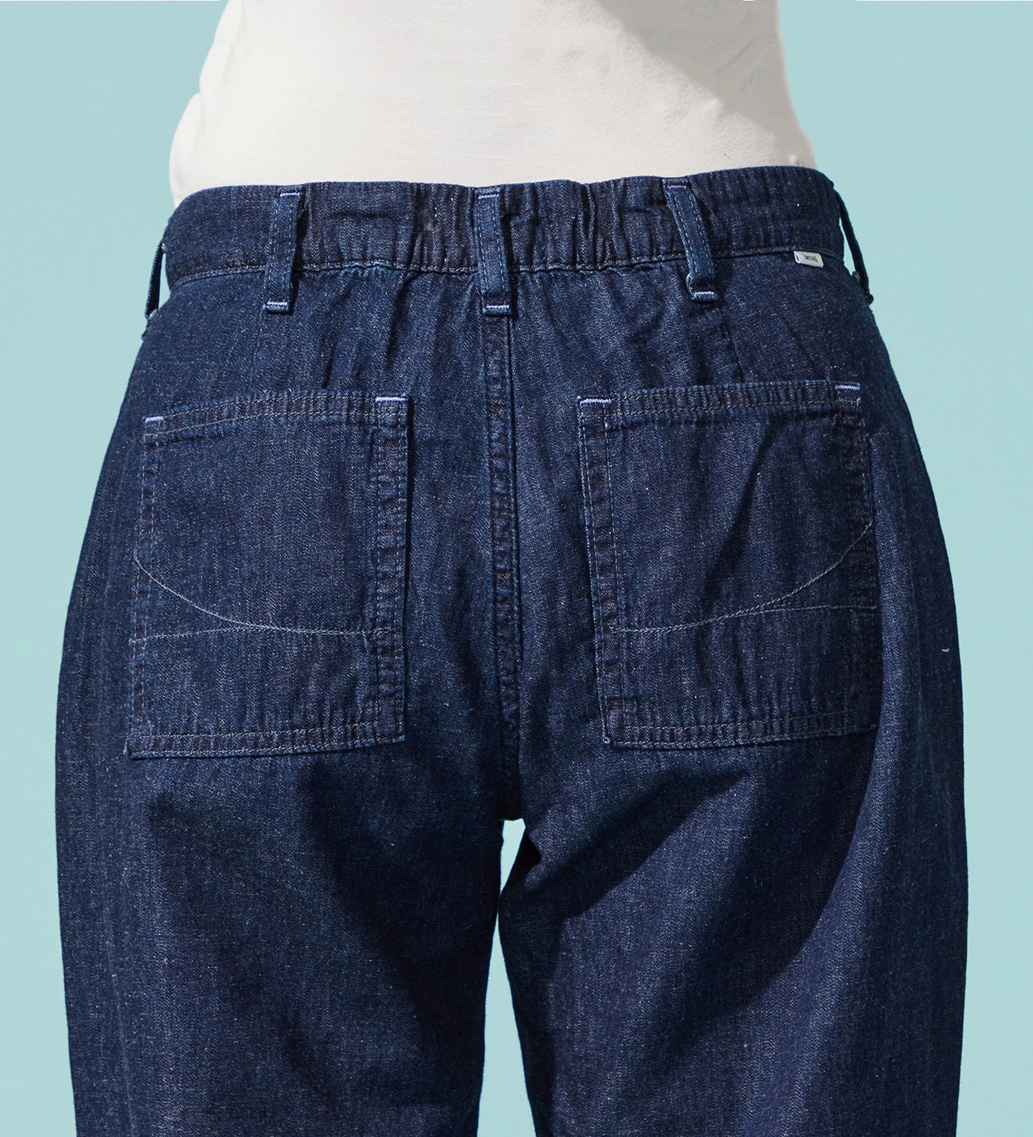 SOMETHING(サムシング)の【試着対象】【百貨店・直営店限定】SOMETHING ete テーパードベイカーデニムパンツ【夏用/COOL/涼/抗菌/防臭/制菌】|パンツ/デニム/ジーンズパンツ/レディース|中色ブルー