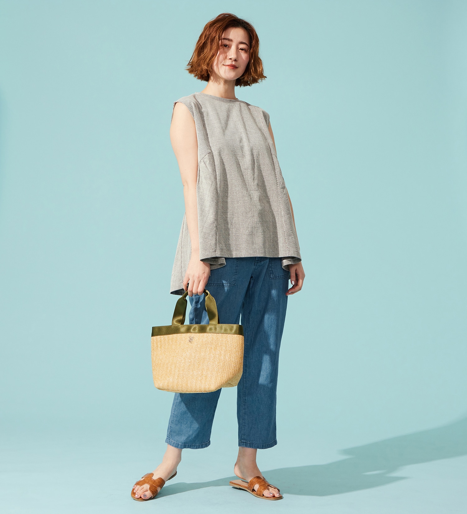 SOMETHING(サムシング)の【試着対象】【百貨店・直営店限定】SOMETHING ete テーパードベイカーデニムパンツ【夏用/COOL/涼/抗菌/防臭/制菌】|パンツ/デニム/ジーンズパンツ/レディース|淡色ブルー