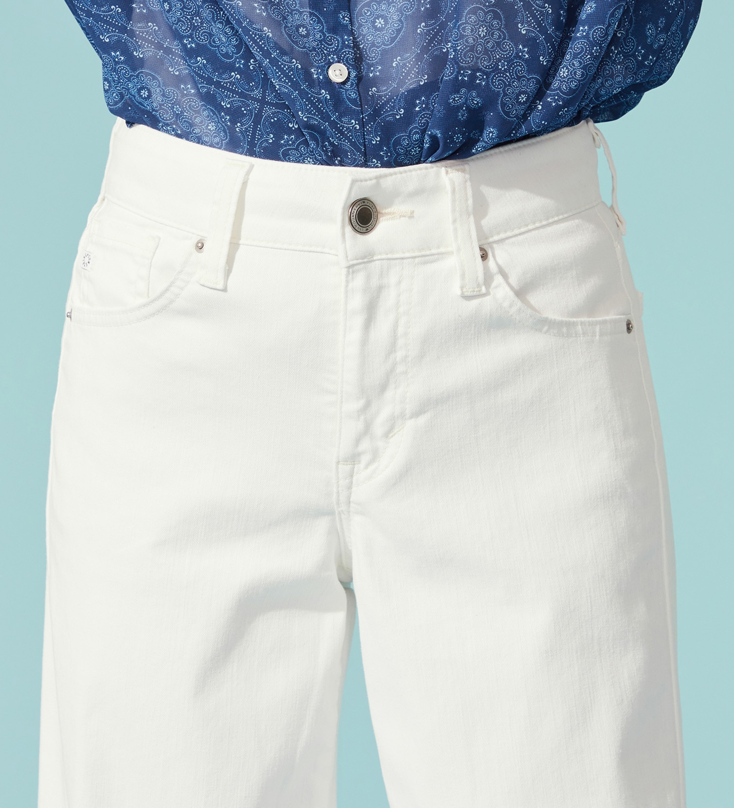 SOMETHING(サムシング)の【百貨店・直営店限定】SOMETHING ete セミワイドデニムパンツ【夏用/COOL/涼/抗菌/防臭/制菌】|パンツ/デニム/ジーンズパンツ/レディース|ホワイト