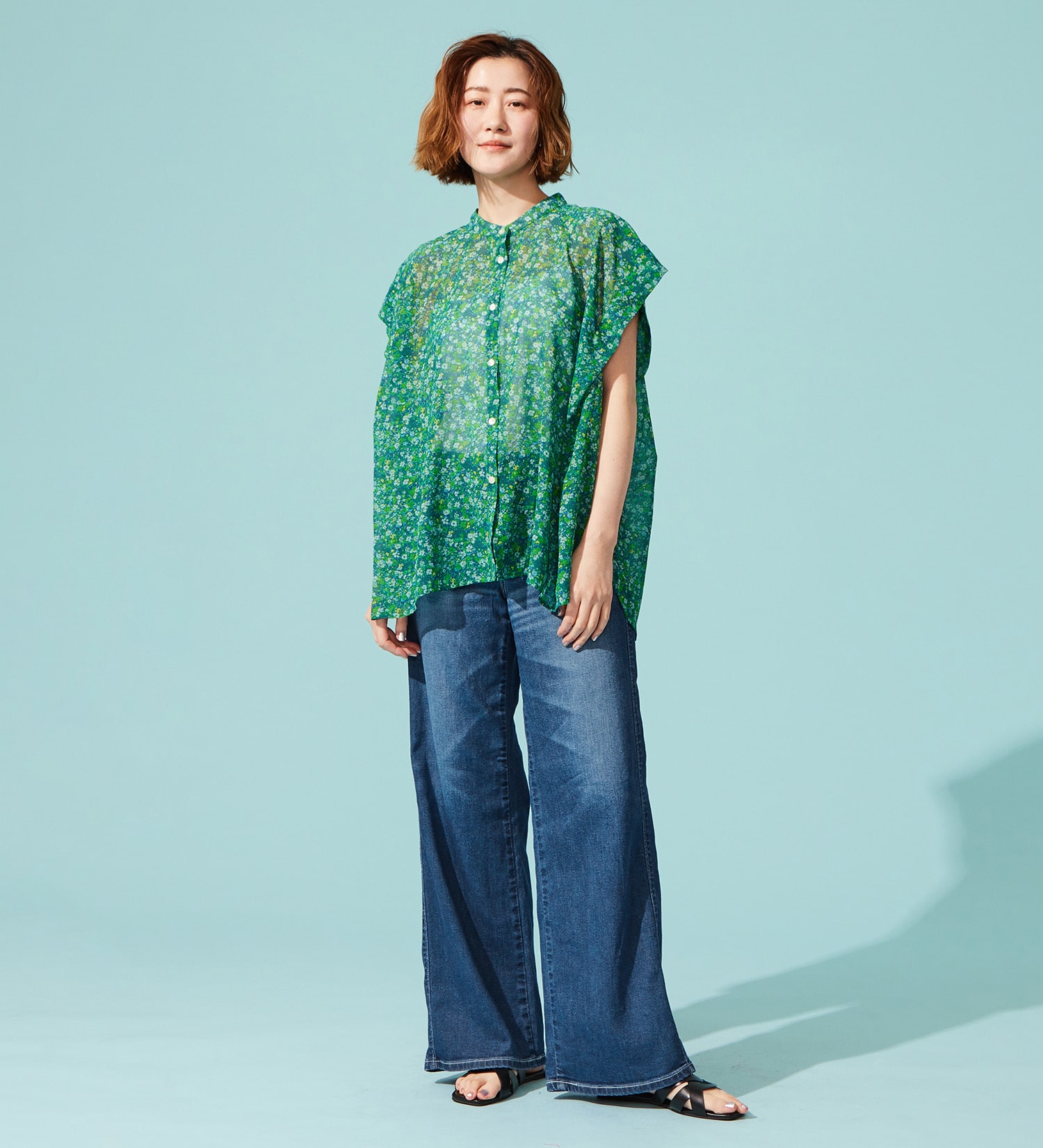 SOMETHING(サムシング)の【百貨店・直営店限定】SOMETHING ete セミワイドデニムパンツ【夏用/COOL/涼/抗菌/防臭/制菌】|パンツ/デニム/ジーンズパンツ/レディース|中色ブルー