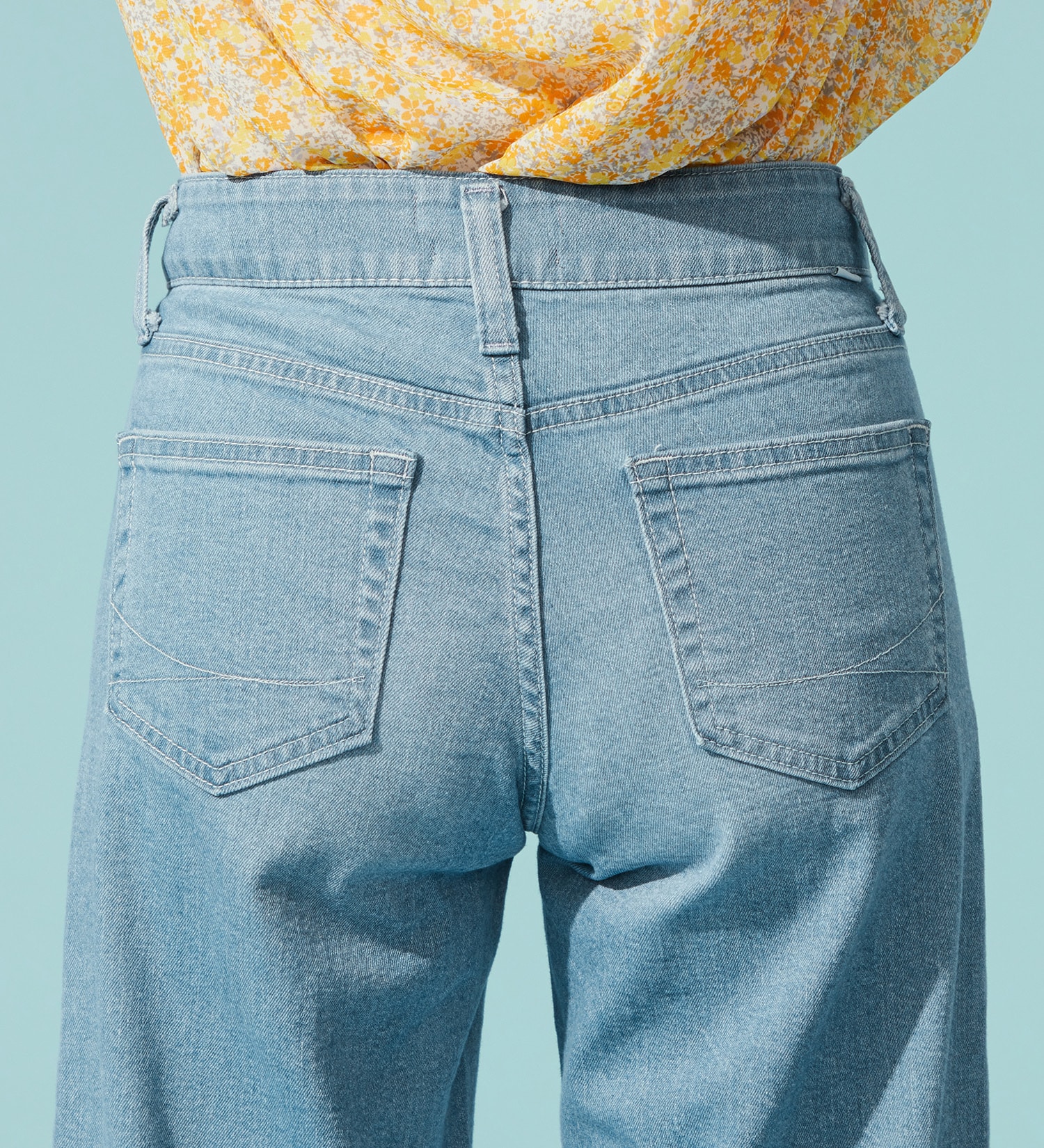 SOMETHING(サムシング)の【百貨店・直営店限定】SOMETHING ete セミワイドデニムパンツ【夏用/COOL/涼/抗菌/防臭/制菌】|パンツ/デニム/ジーンズパンツ/レディース|淡色ブルー