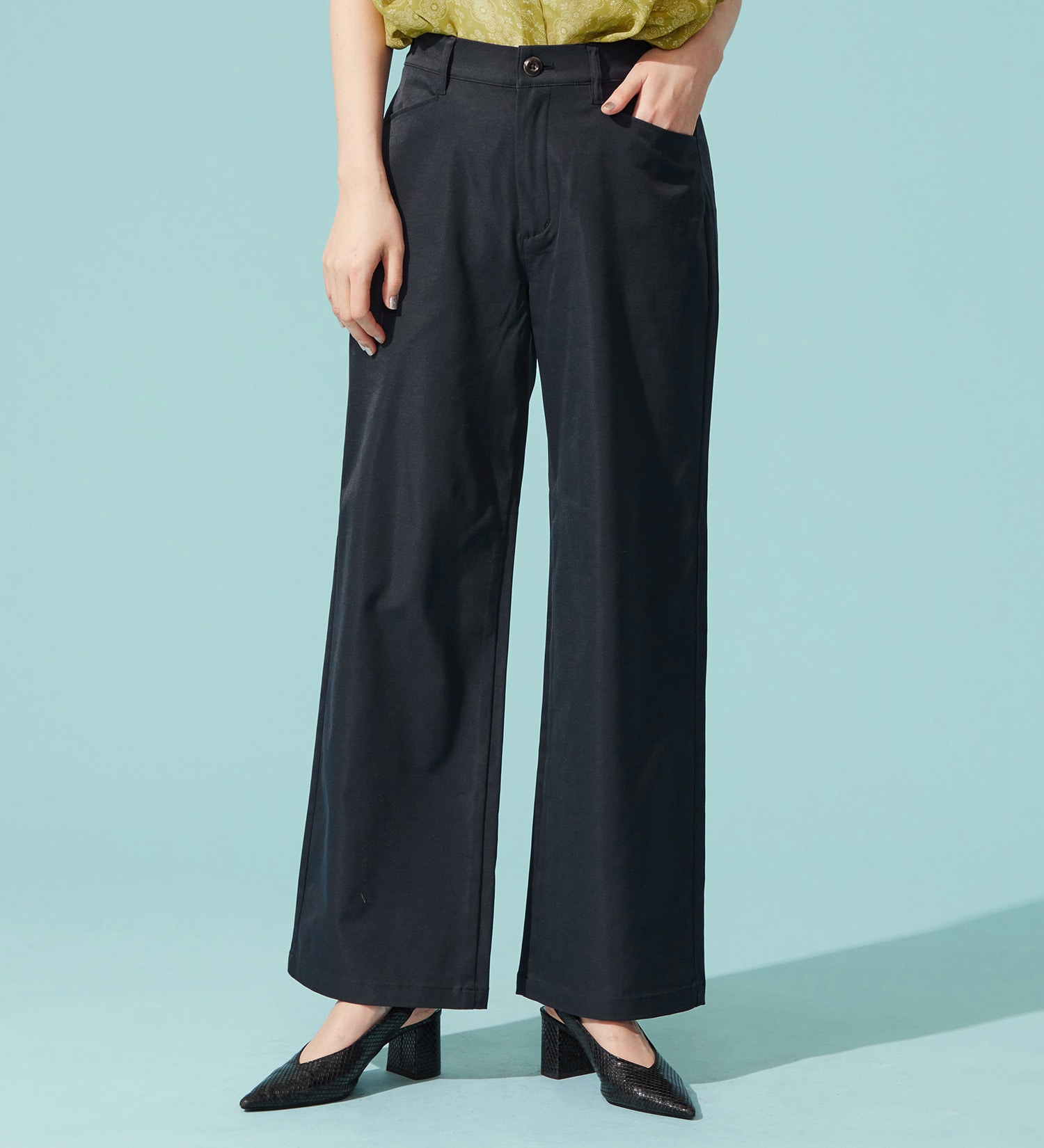 SOMETHING(サムシング)の【百貨店・直営店限定】SOMETHING ete ワイドトラウザーパンツ【夏用/COOL/涼/抗菌/防臭/制菌】|パンツ/パンツ/レディース|ネイビー