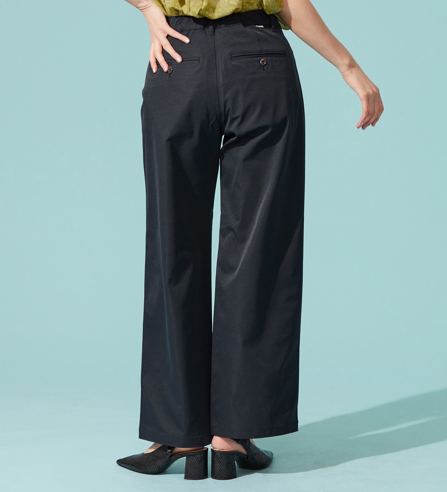 SOMETHING(サムシング)の【百貨店・直営店限定】SOMETHING ete ワイドトラウザーパンツ【夏用/COOL/涼/抗菌/防臭/制菌】|パンツ/パンツ/レディース|ネイビー