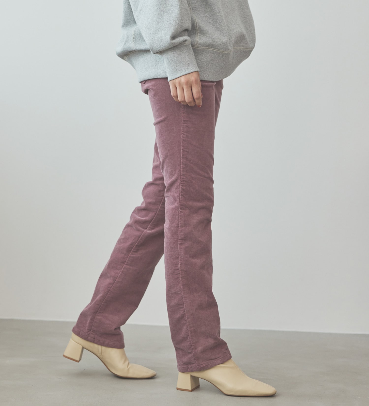 SOMETHING(サムシング)の【百貨店・直営店限定】SOMETHING hiver BODY FIRE 裏起毛 コーデュロイ ストレートデニムパンツ【暖】|パンツ/パンツ/レディース|ピンク