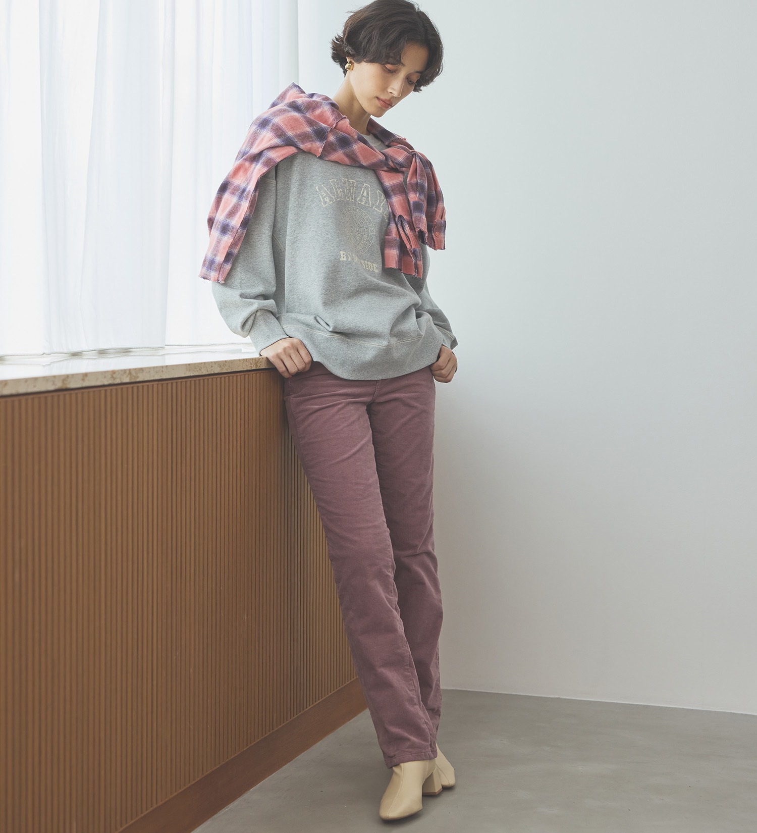 SOMETHING(サムシング)の【百貨店・直営店限定】SOMETHING hiver BODY FIRE 裏起毛 コーデュロイ ストレートデニムパンツ【暖】|パンツ/パンツ/レディース|ピンク