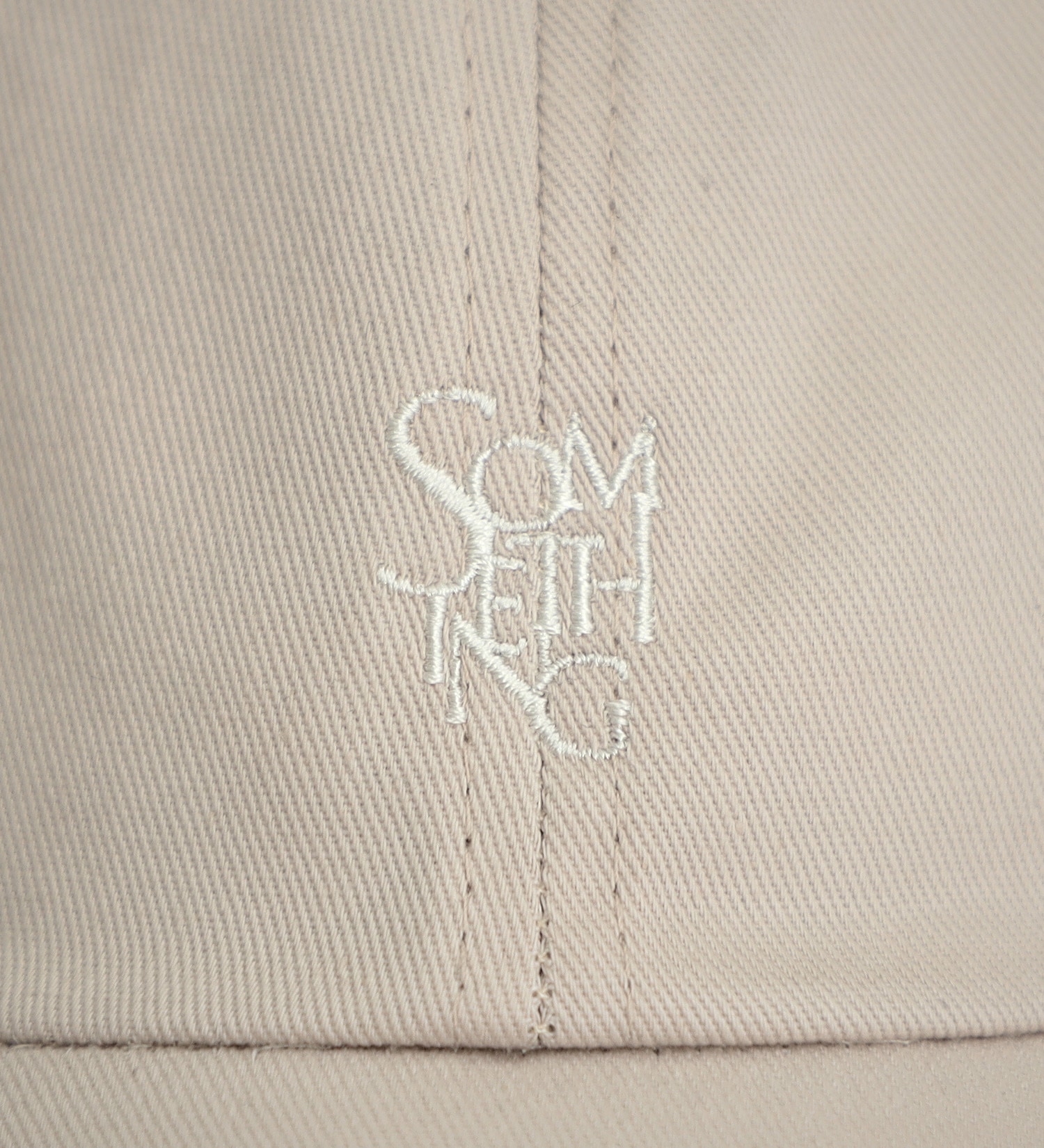 SOMETHING(サムシング)の【SALE】SOMETHING TOKYO SOME GIRLS DAISY EMBROIDERY キャップ|帽子/キャップ/レディース|アイボリー